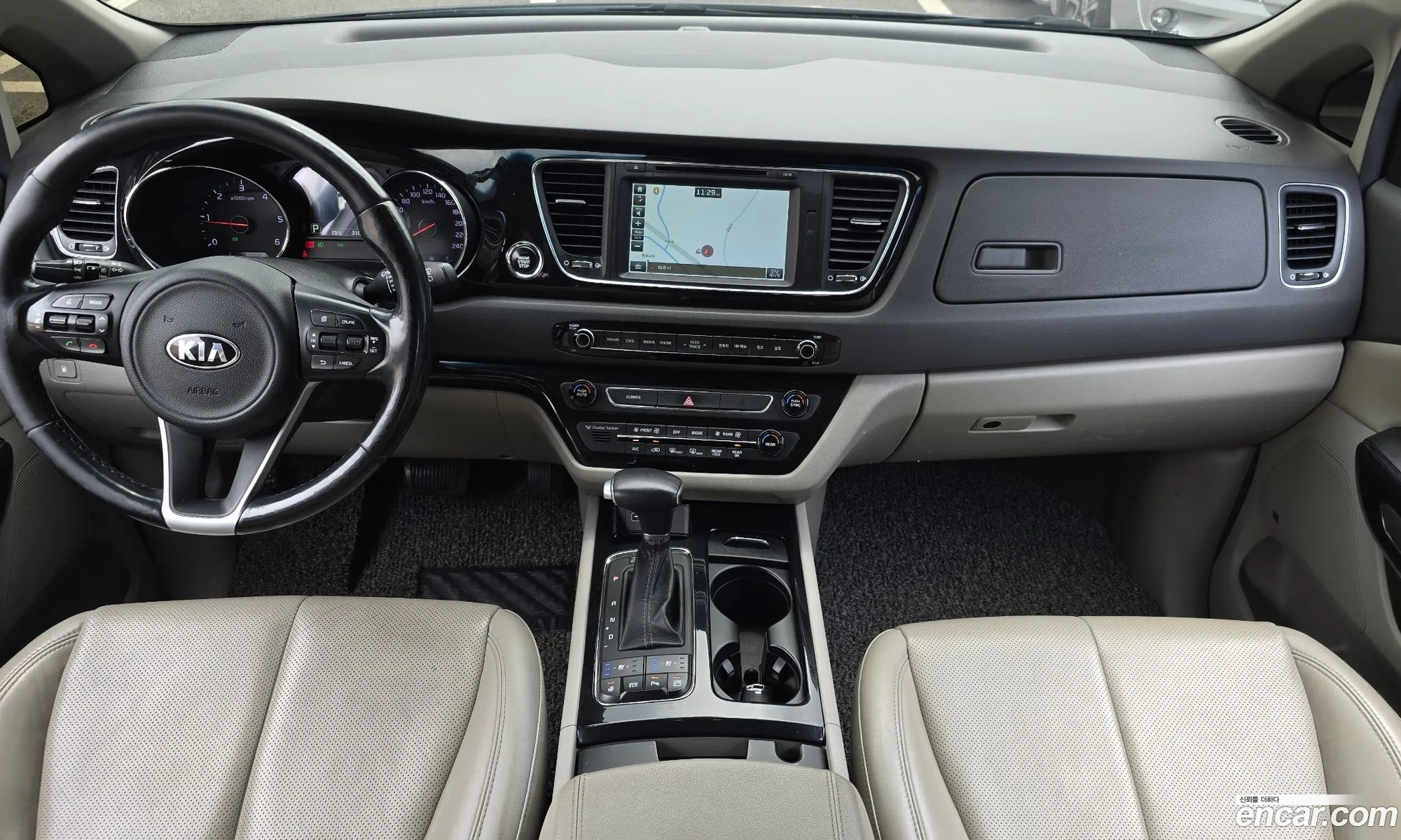 Kia Carnival 2016 KNAME81ABHS280652 — 19