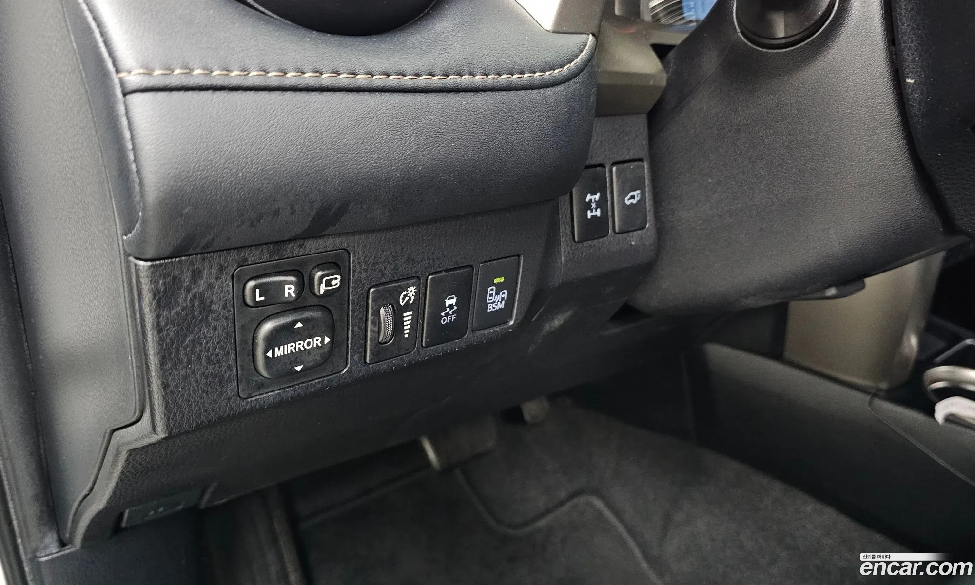 Toyota RAV4 2015 — 17