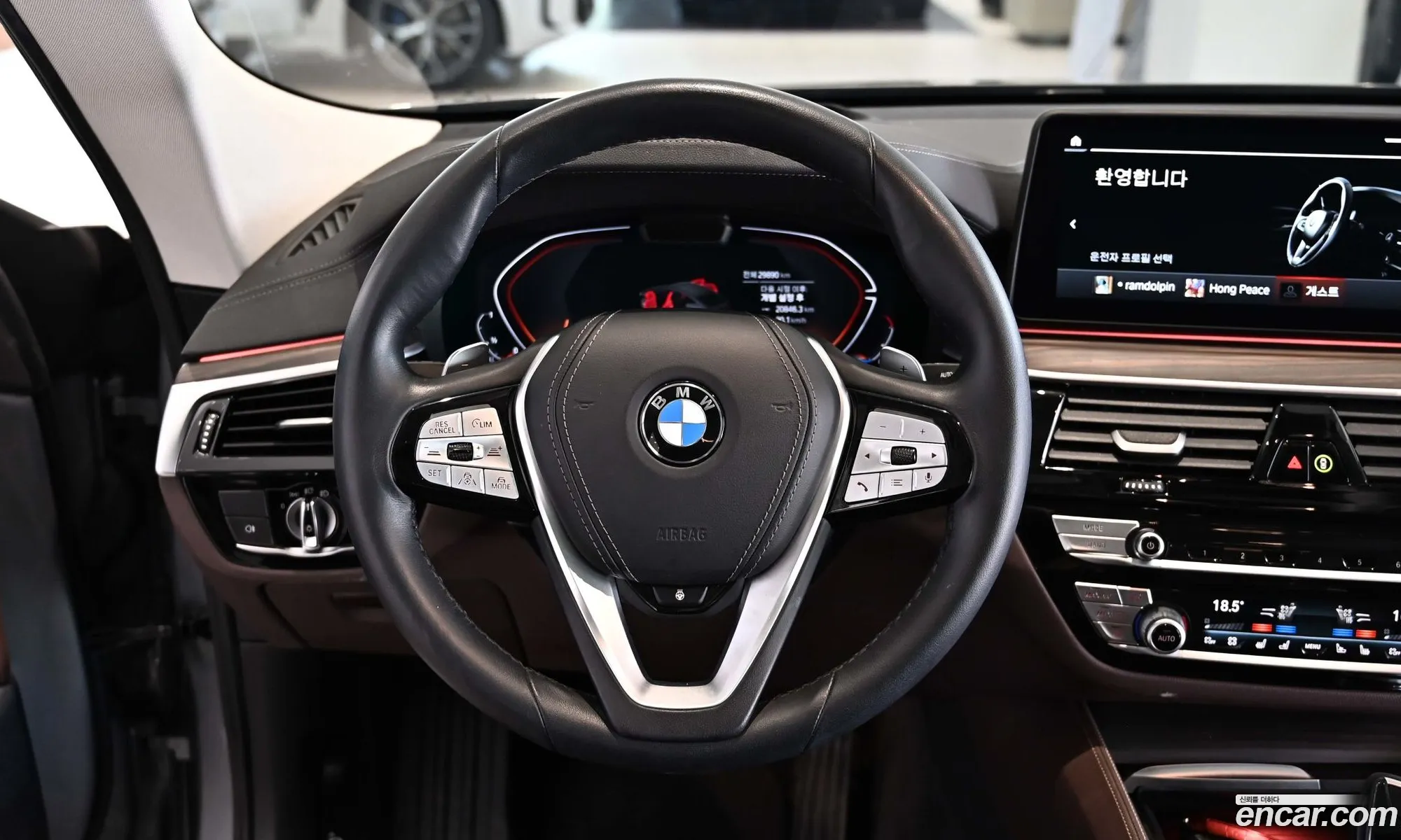 BMW 6 Series GT 2023 — 10