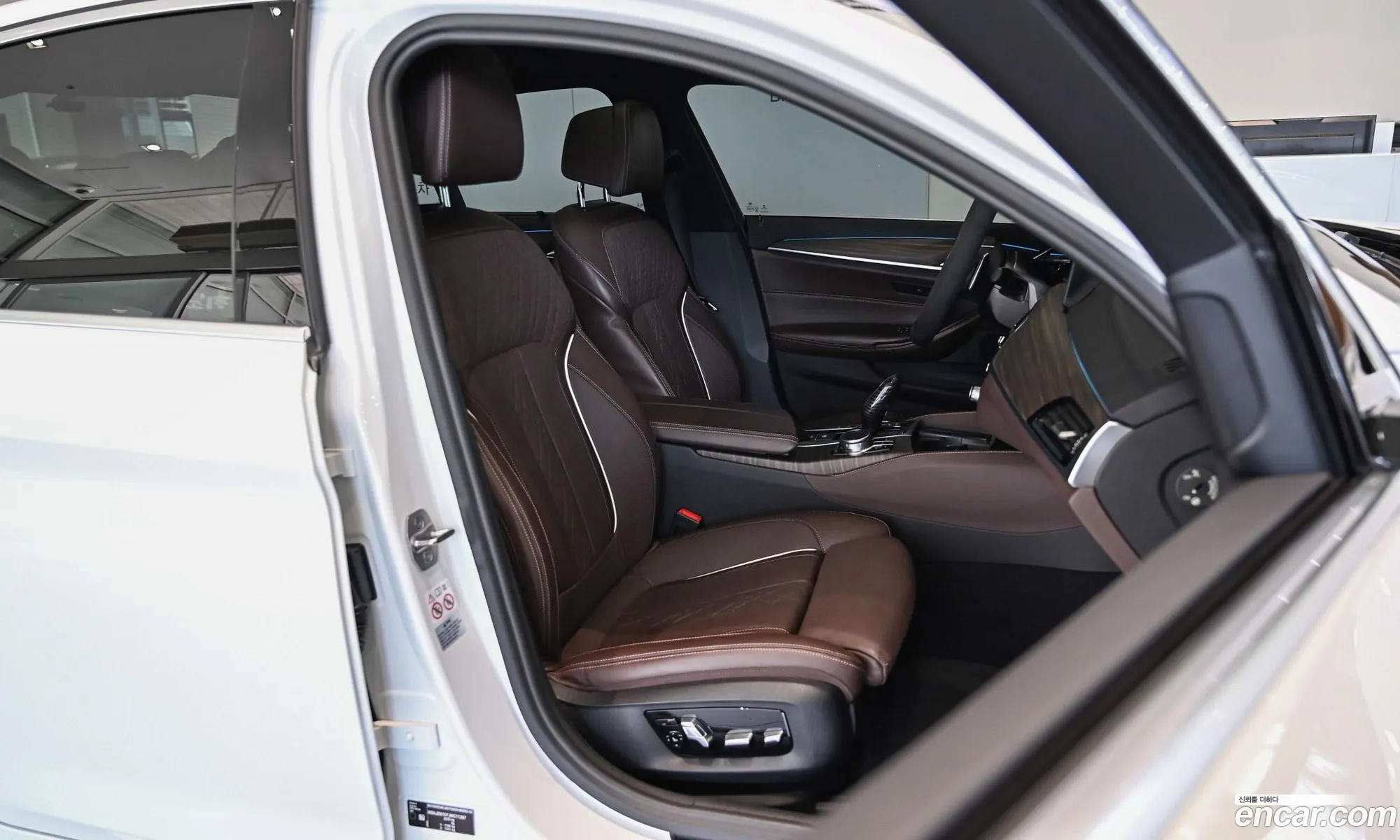 BMW 5 Series 2017 — 19