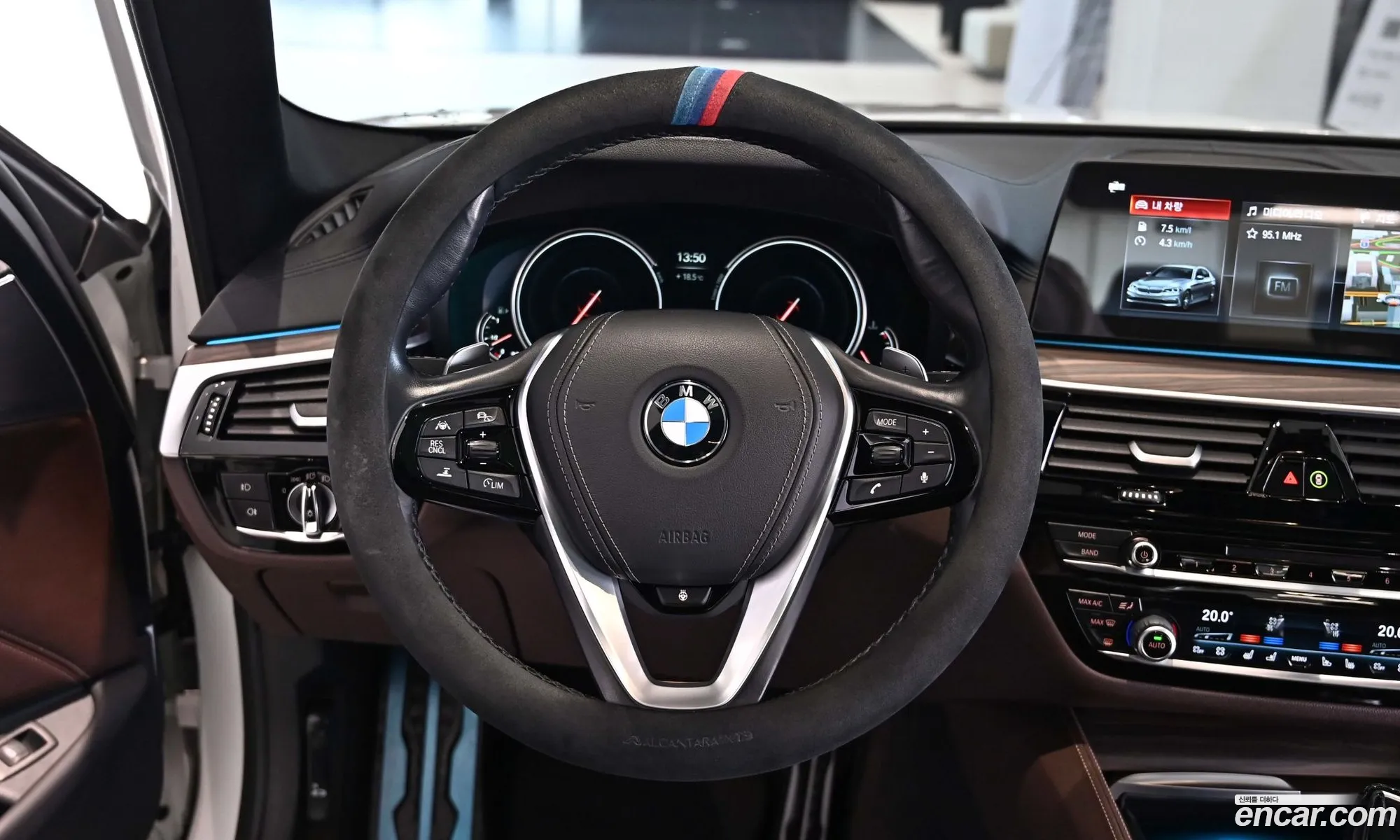 BMW 5 Series 2017 — 8