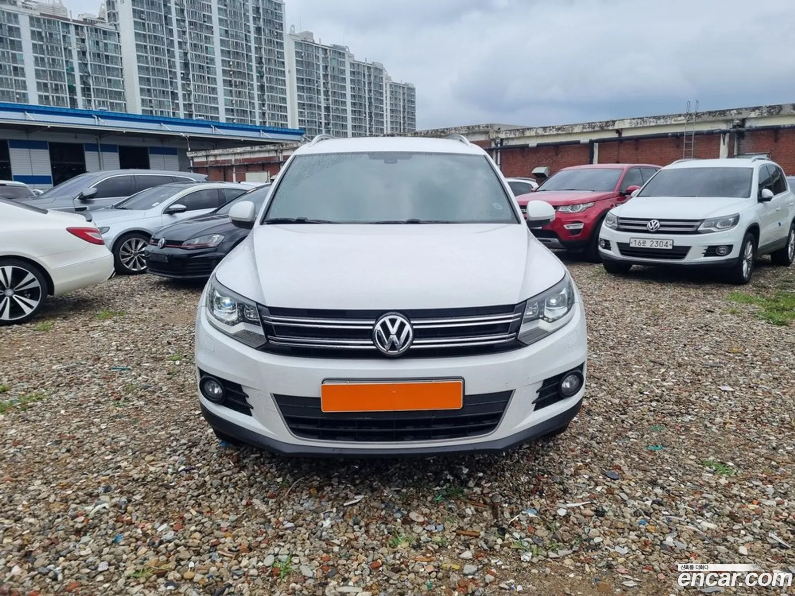 Volkswagen Tiguan 2016 — 12