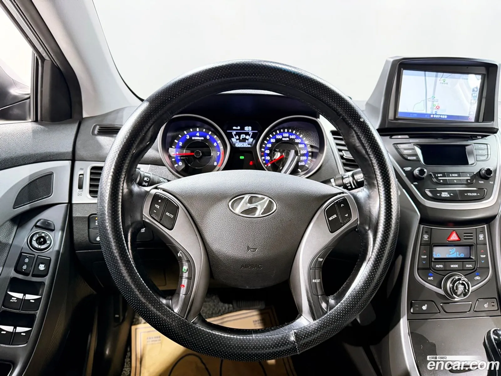 Hyundai Elantra 2014 — 10
