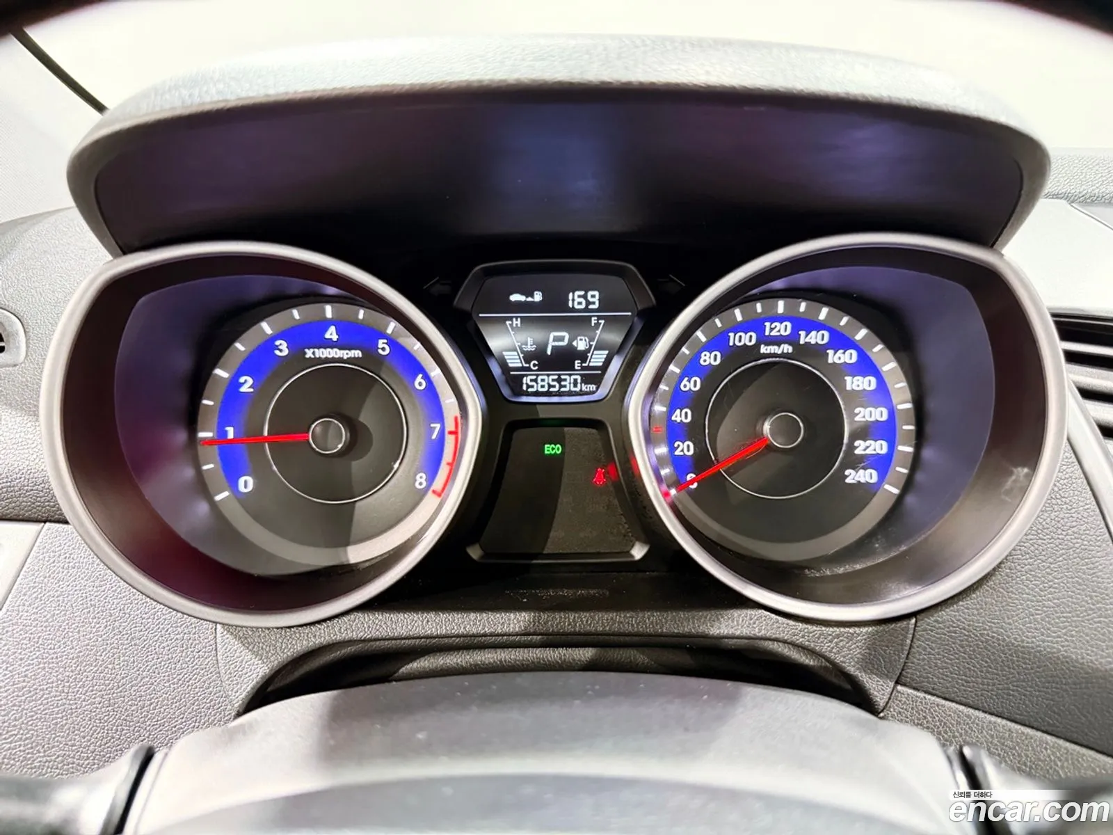 Hyundai Elantra 2014 — 17