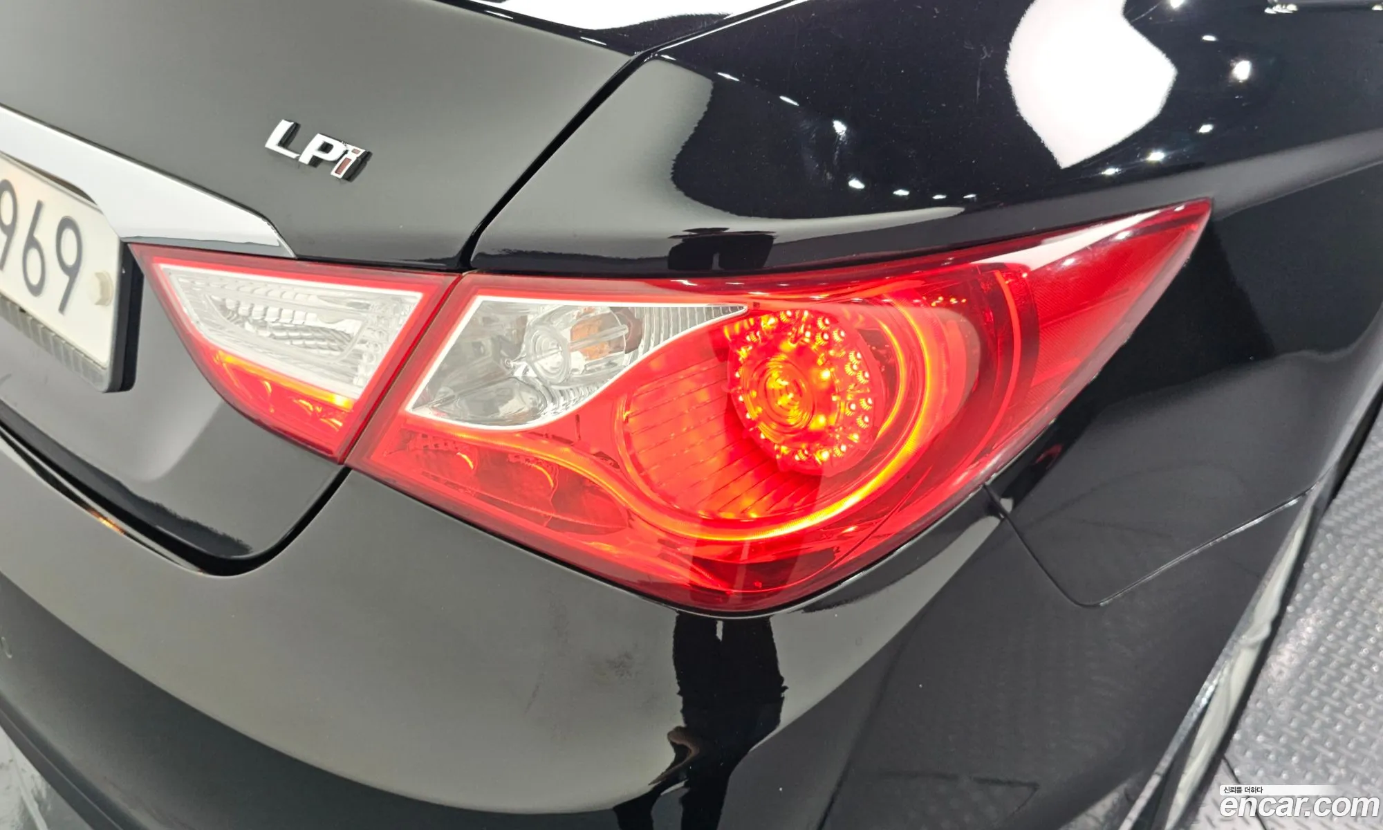 Hyundai YF Sonata 2012 KMHEC41LBCA452764 — 16