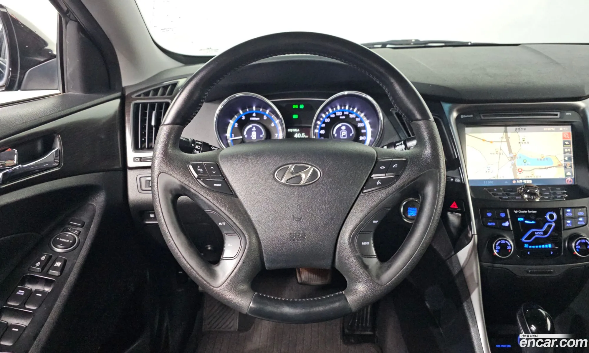 Hyundai YF Sonata 2012 KMHEC41LBCA452764 — 24