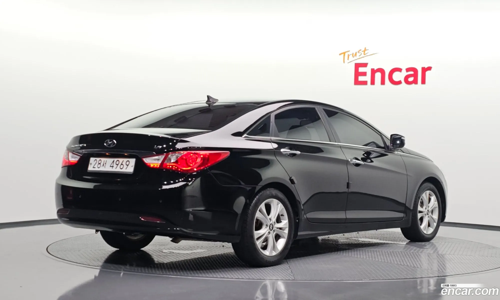 Hyundai YF Sonata 2012 KMHEC41LBCA452764 — 3