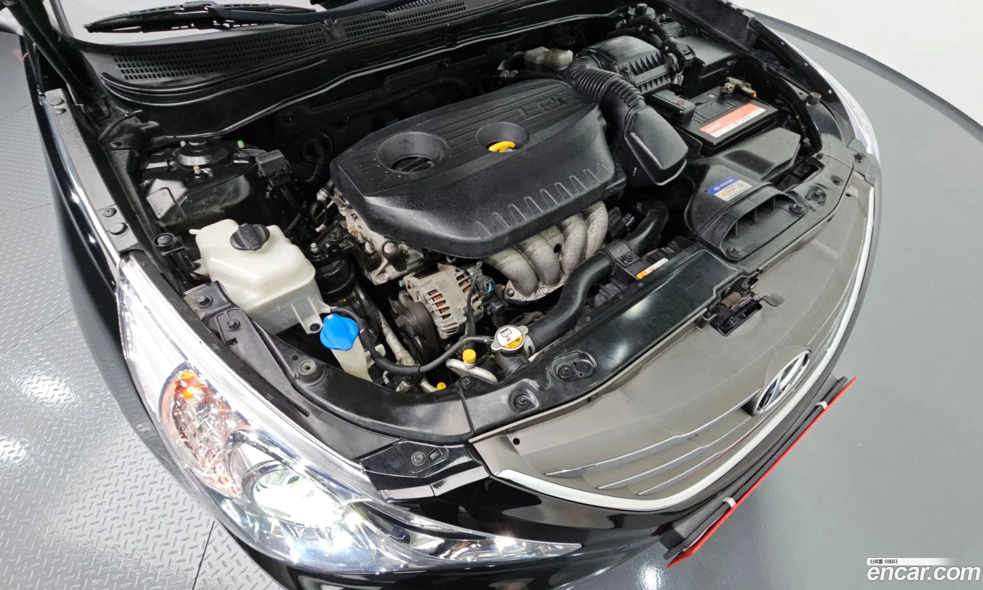 Hyundai YF Sonata 2012 KMHEC41LBCA452764 — 13