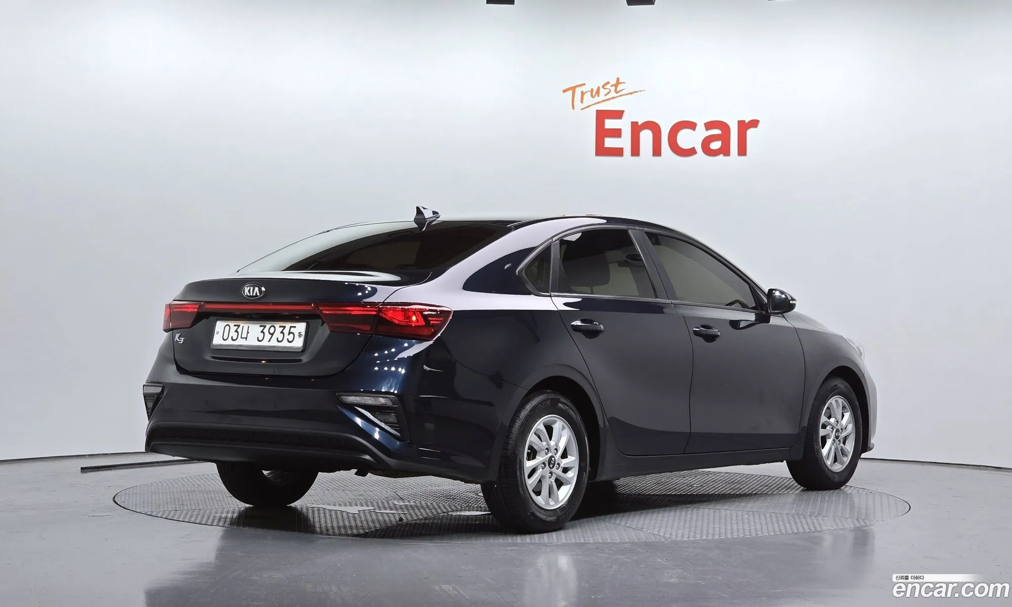 Kia K3 2018 KNAF241BEKA818359 — 18