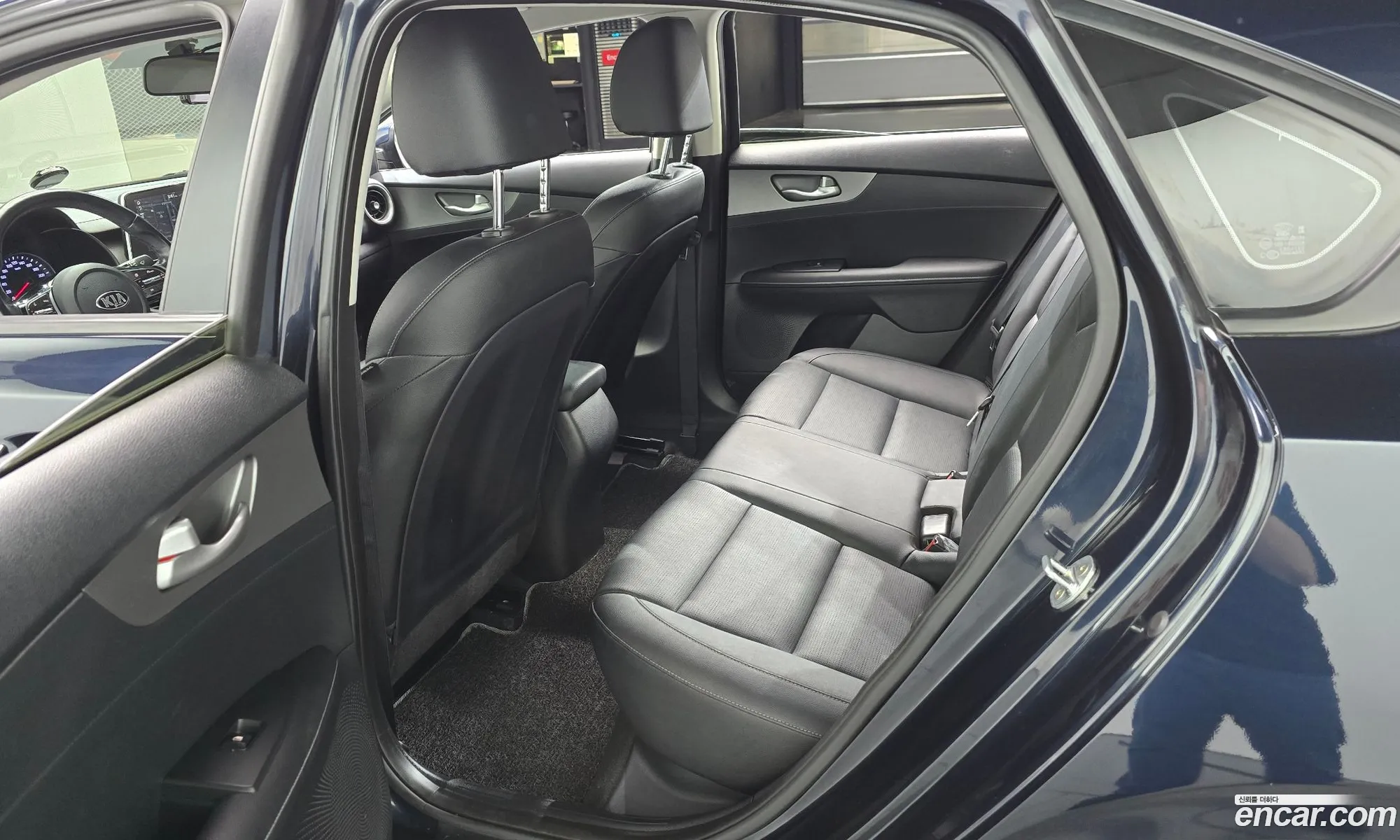 Kia K3 2018 KNAF241BEKA818359 — 3