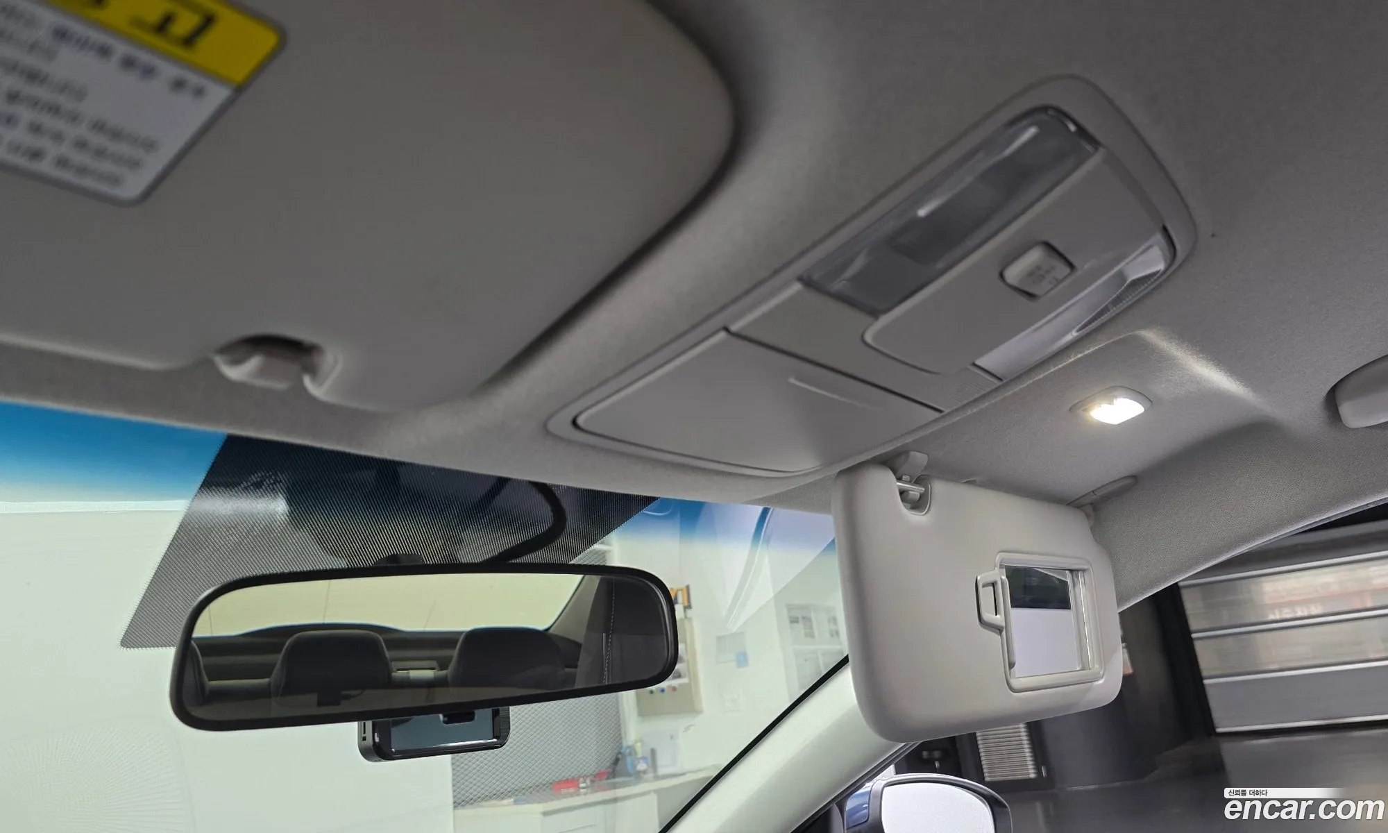 Kia K3 2018 KNAF241BEKA818359 — 19