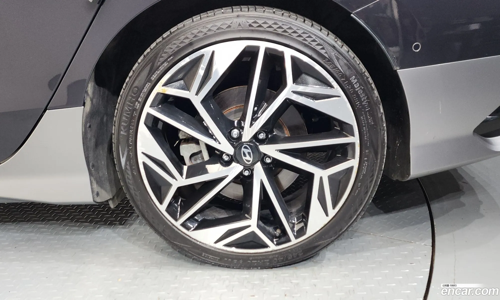 Hyundai Ioniq 6 2023 — 6