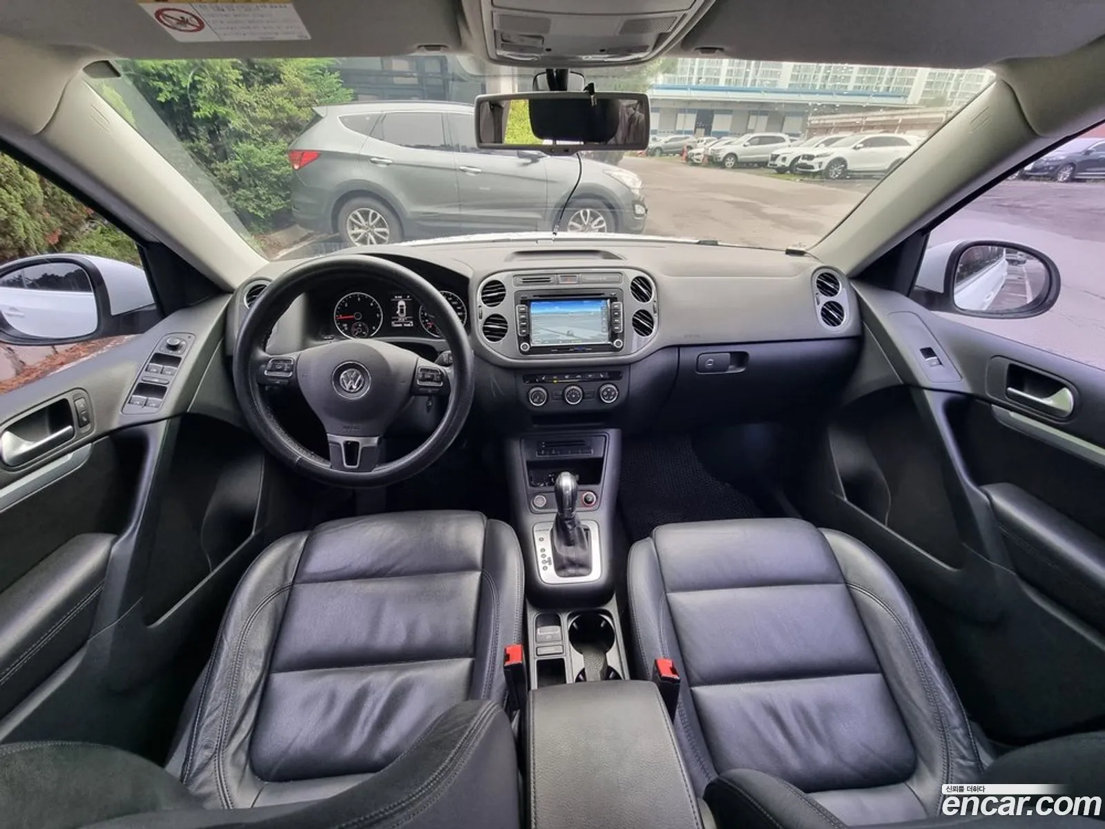 Volkswagen Tiguan 2016 — 12