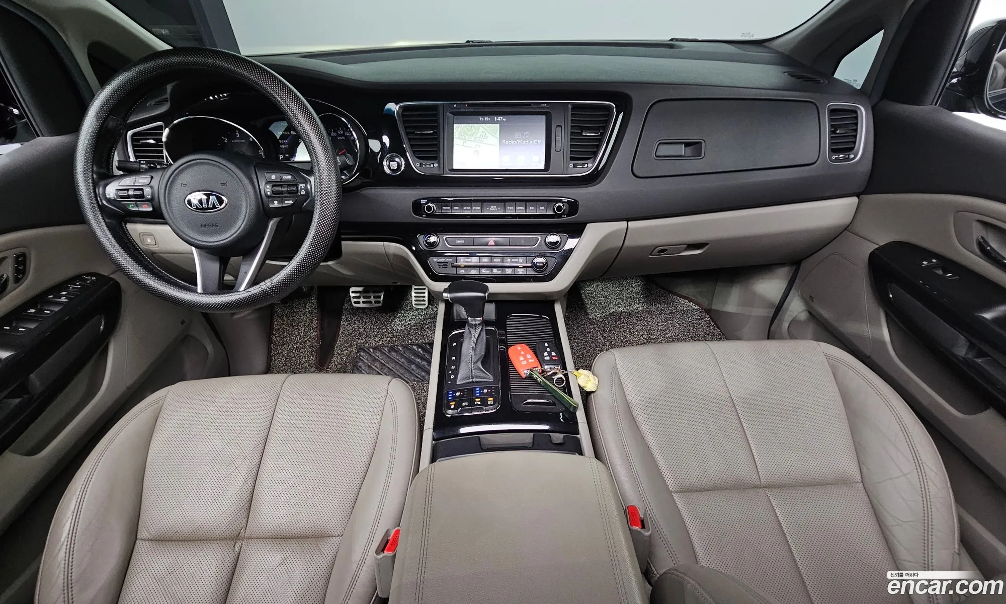 Kia Carnival 2016 KNAME81ABHS258827 — 16