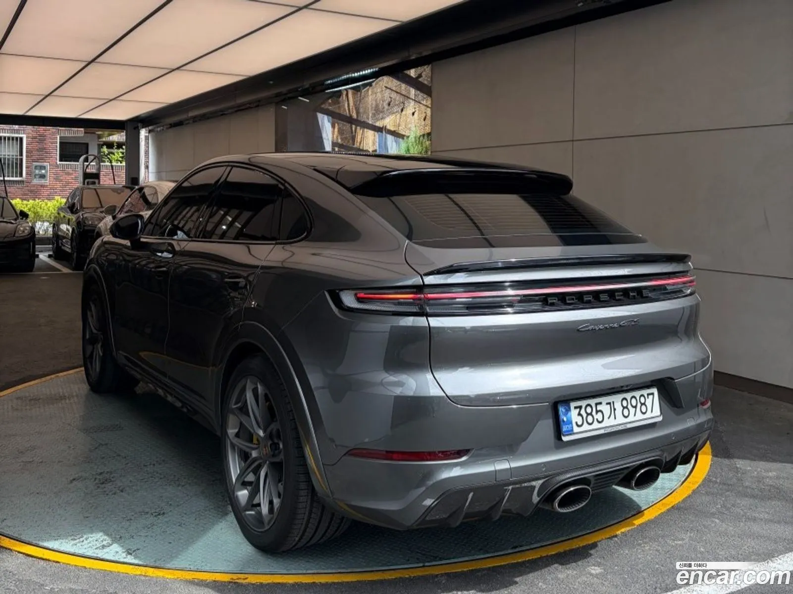 Porsche Cayenne 2024 — 2
