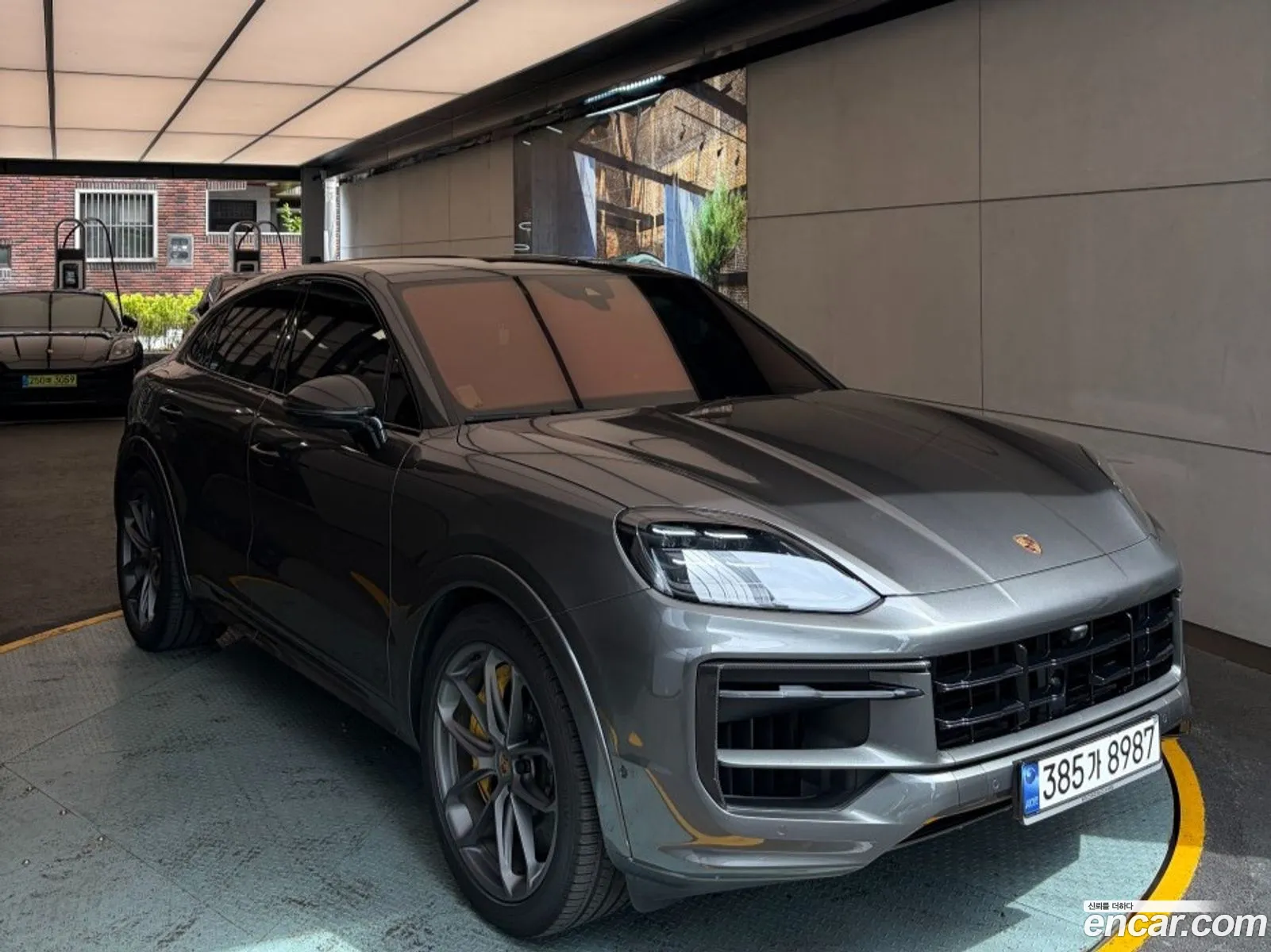 Porsche Cayenne 2024 — 17
