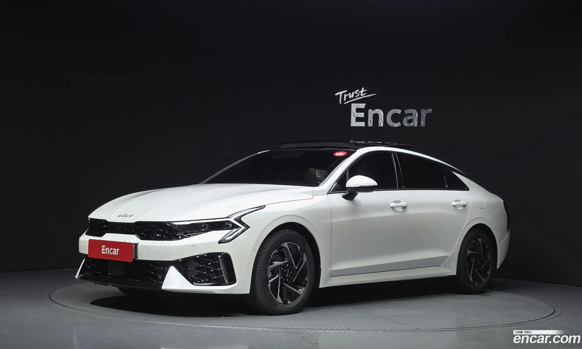 Kia K5 Hybrid 2026 — 18