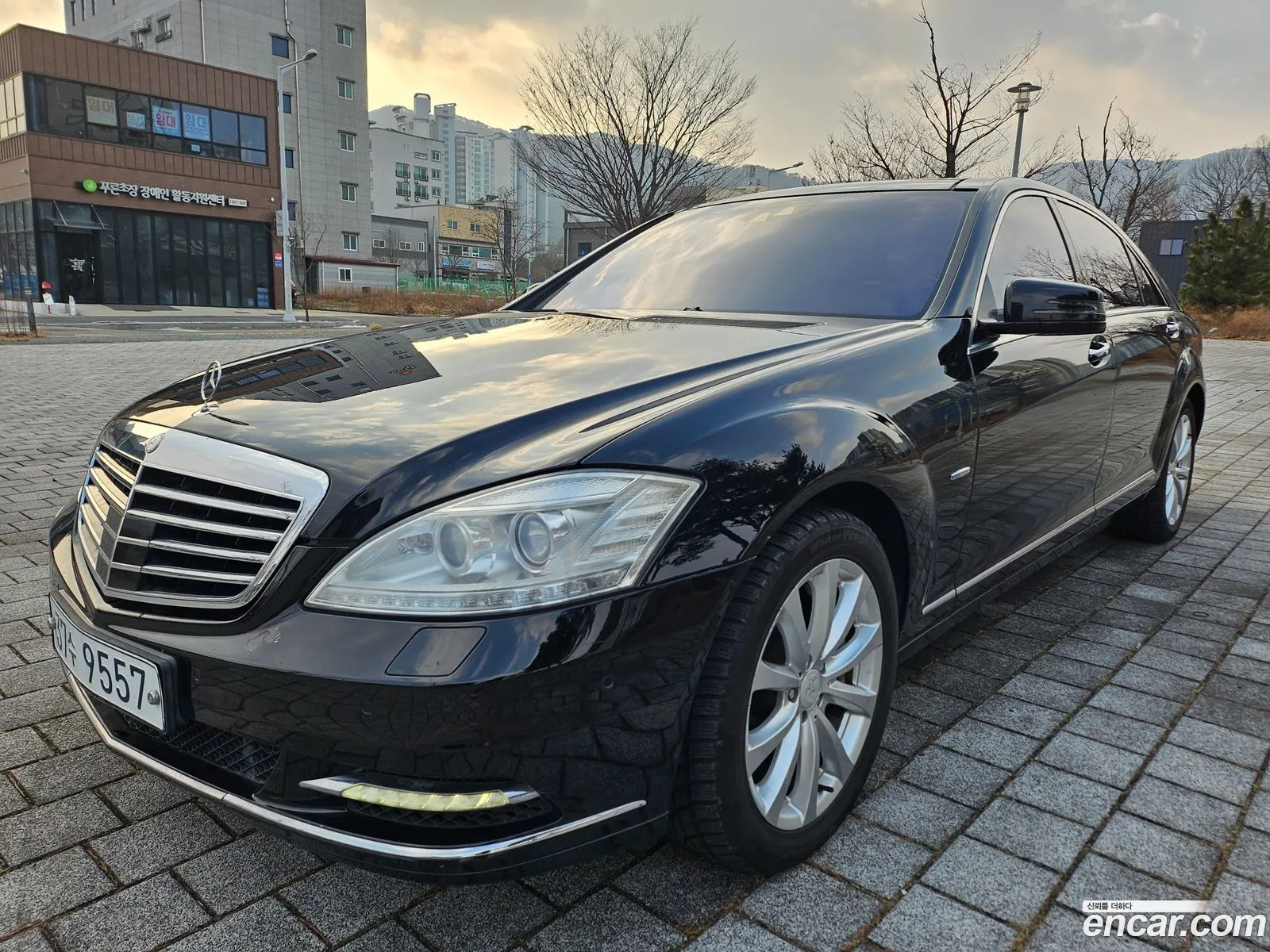Mercedes-Benz S-Class W221 2011 — 11