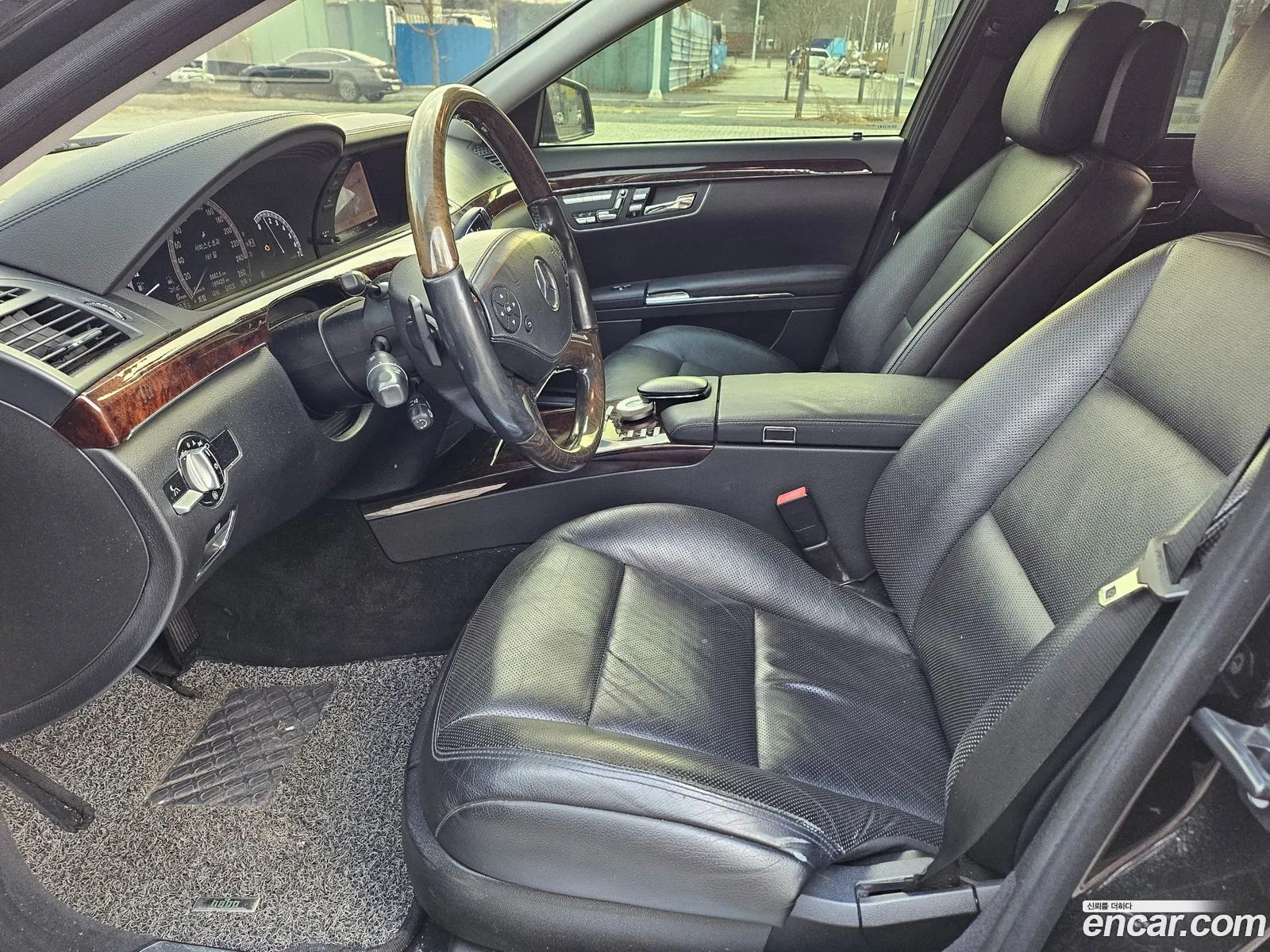 Mercedes-Benz S-Class W221 2011 — 8