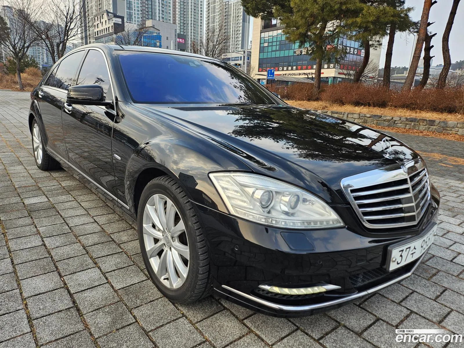 Mercedes-Benz S-Class W221 2011 — 17