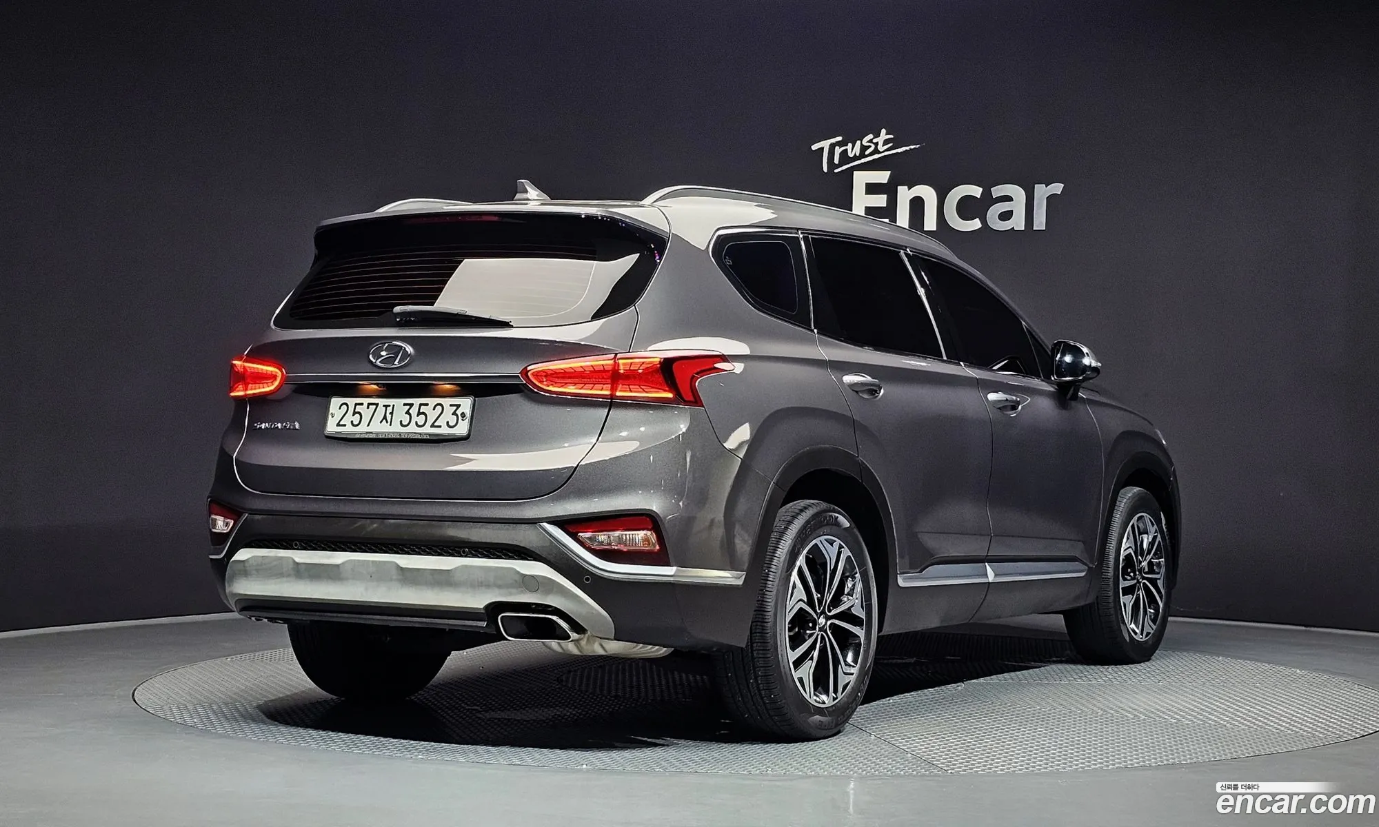 Hyundai Santa Fe TM 2019 — 17