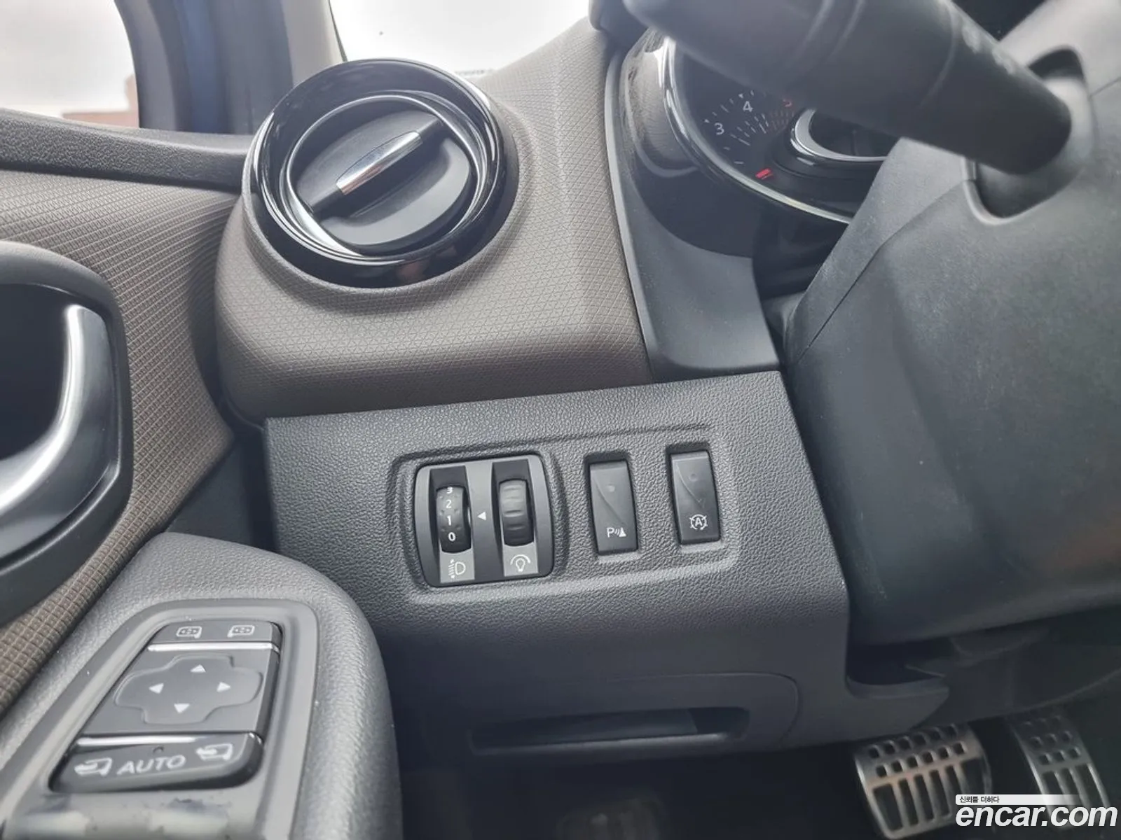Renault Korea (Samsung) Clio 2018 — 10