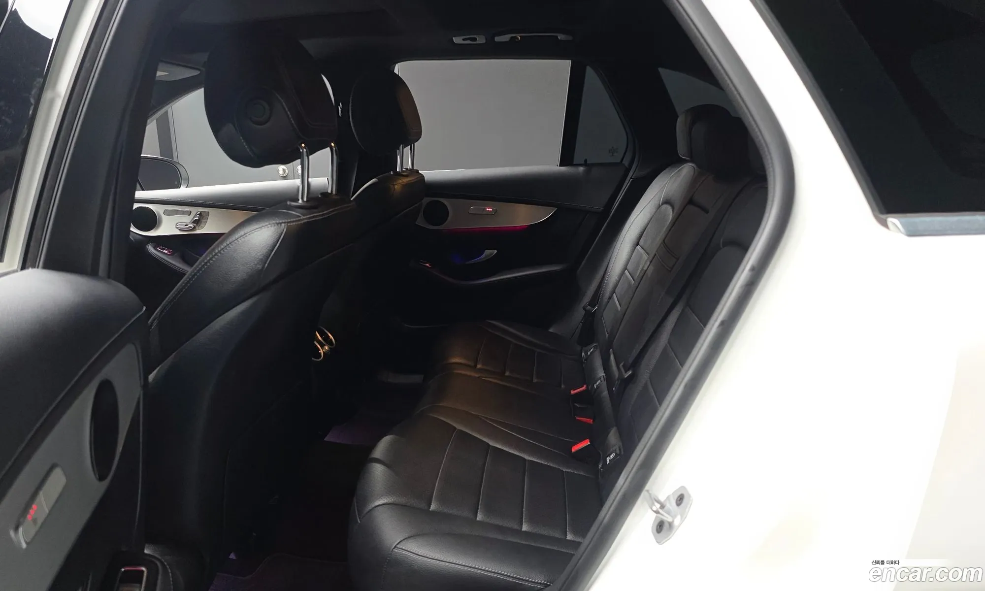 Mercedes-Benz GLC-Class X253 2021 — 26