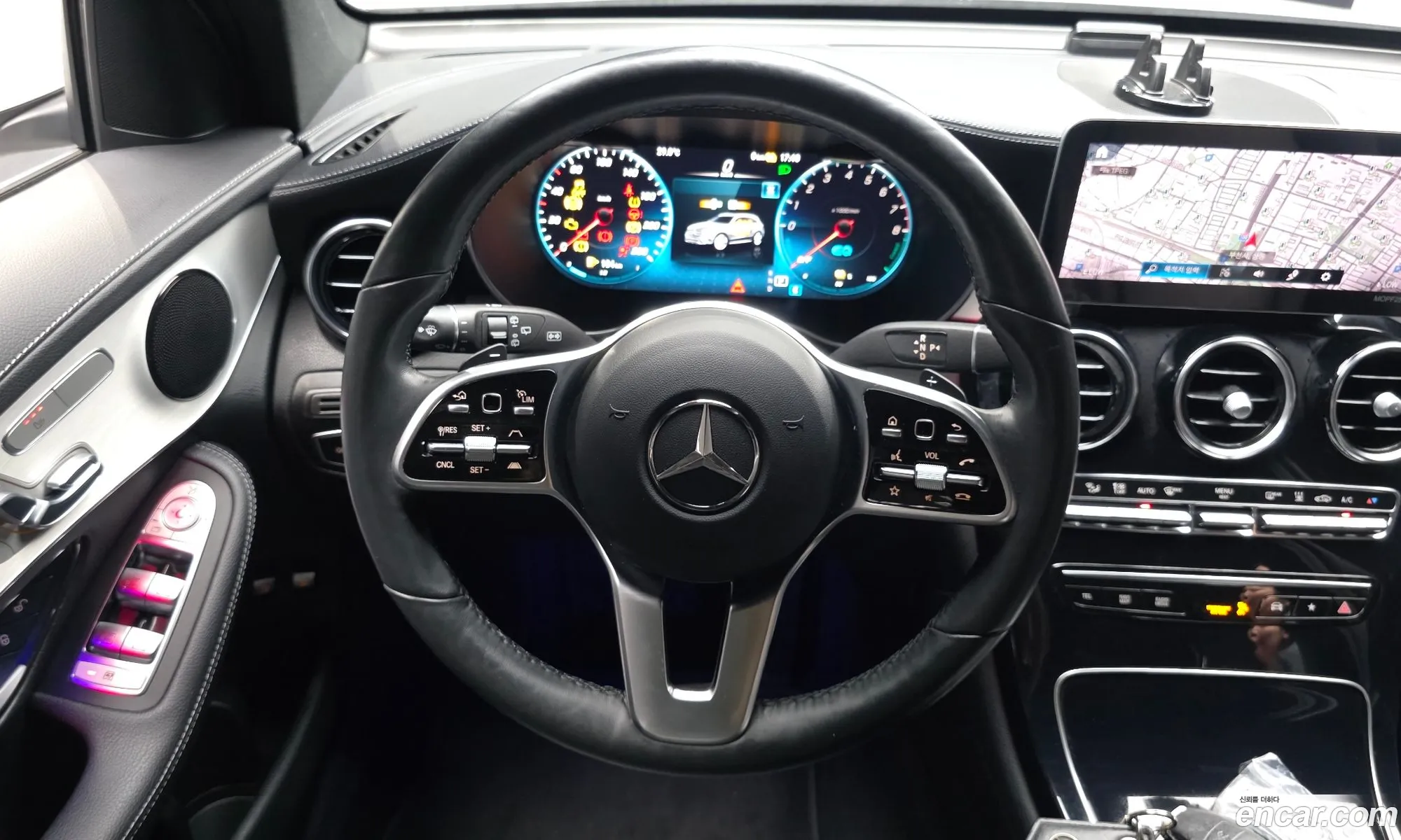 Mercedes-Benz GLC-Class X253 2021 — 27