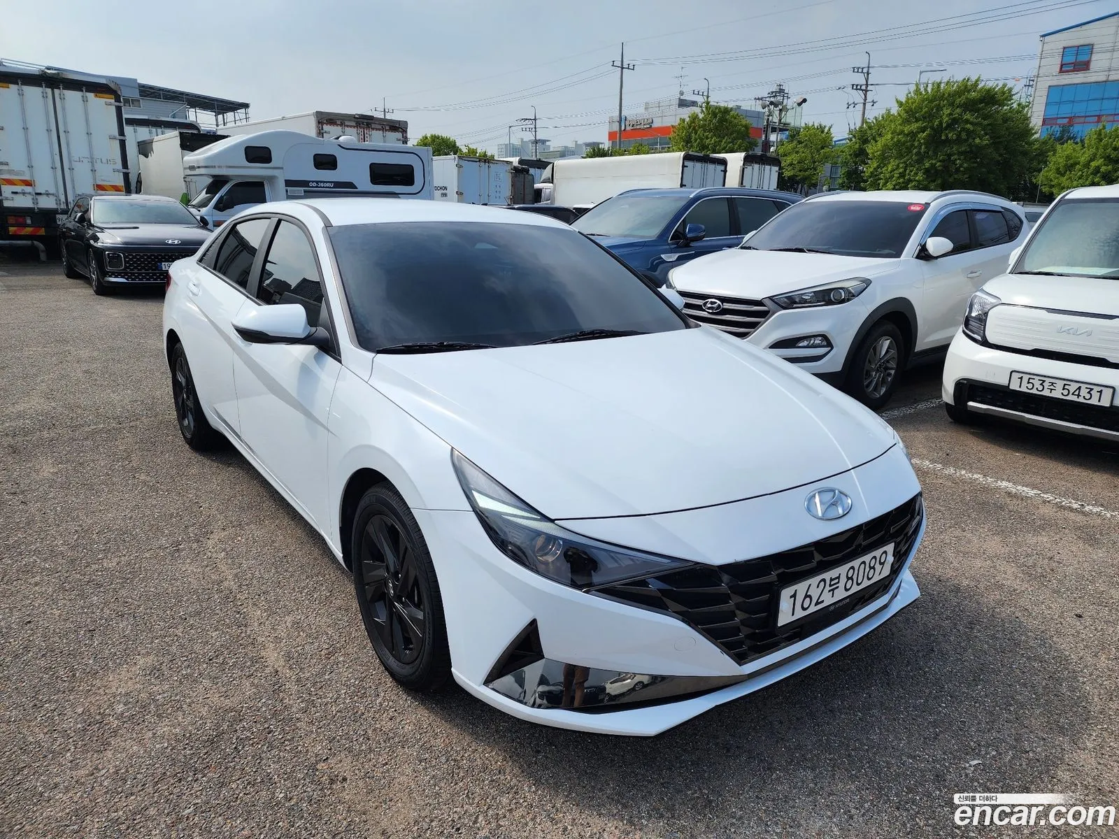 Hyundai Elantra 2022 — 19