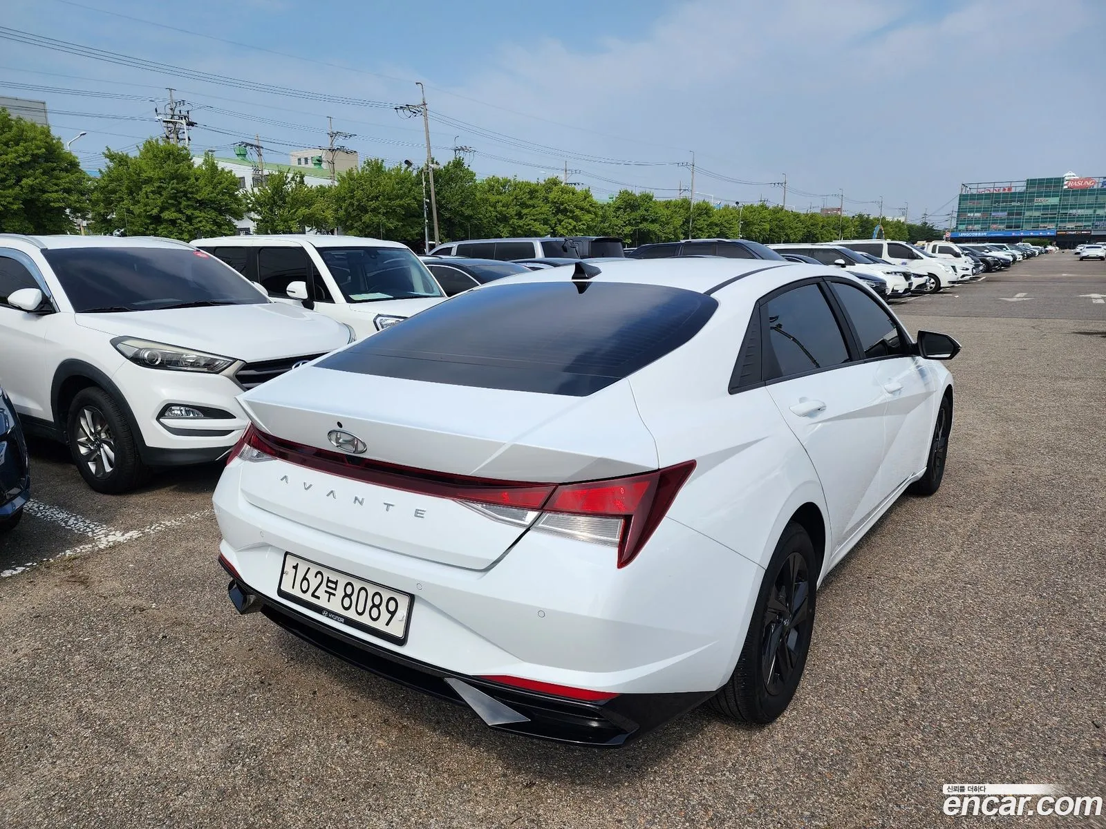 Hyundai Elantra 2022 — 3