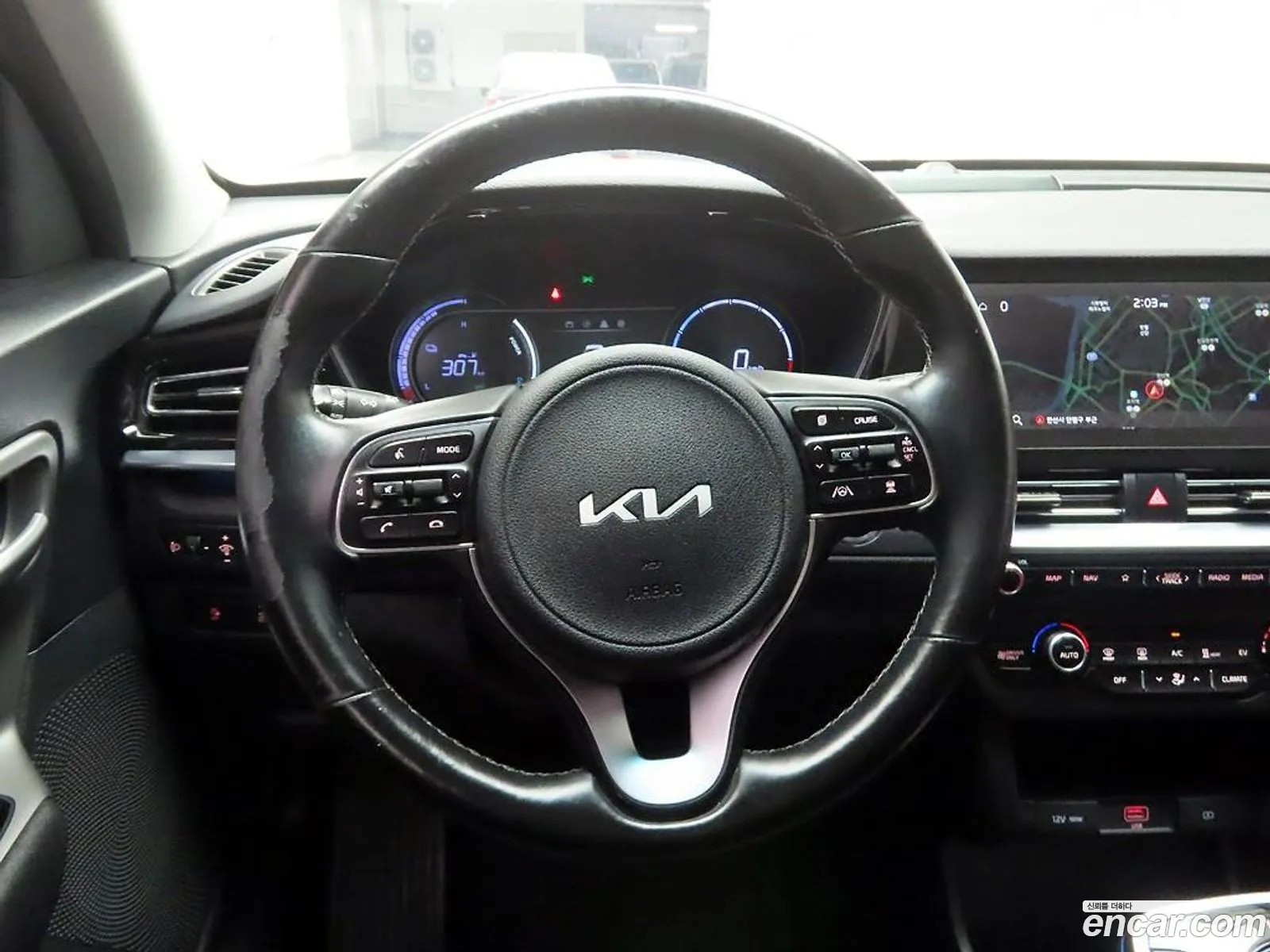 Kia Niro Plus 2022 — 17