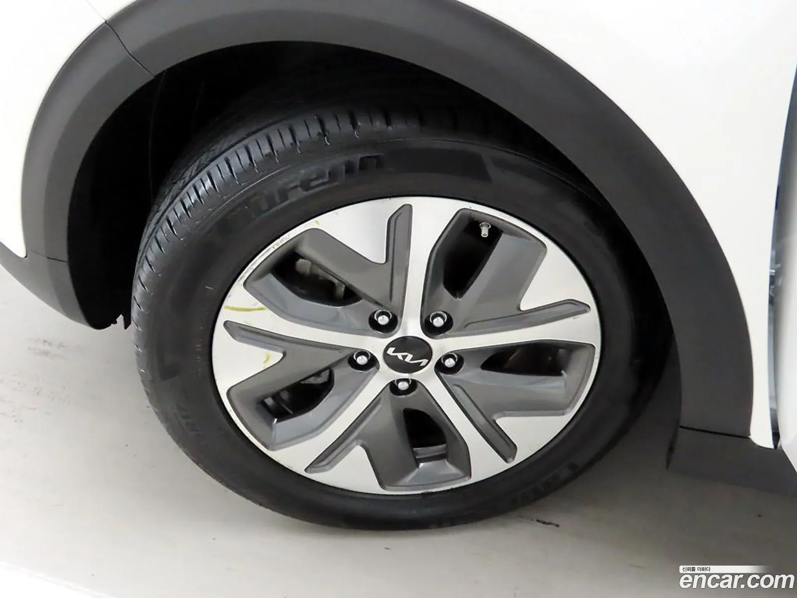 Kia Niro Plus 2022 — 14