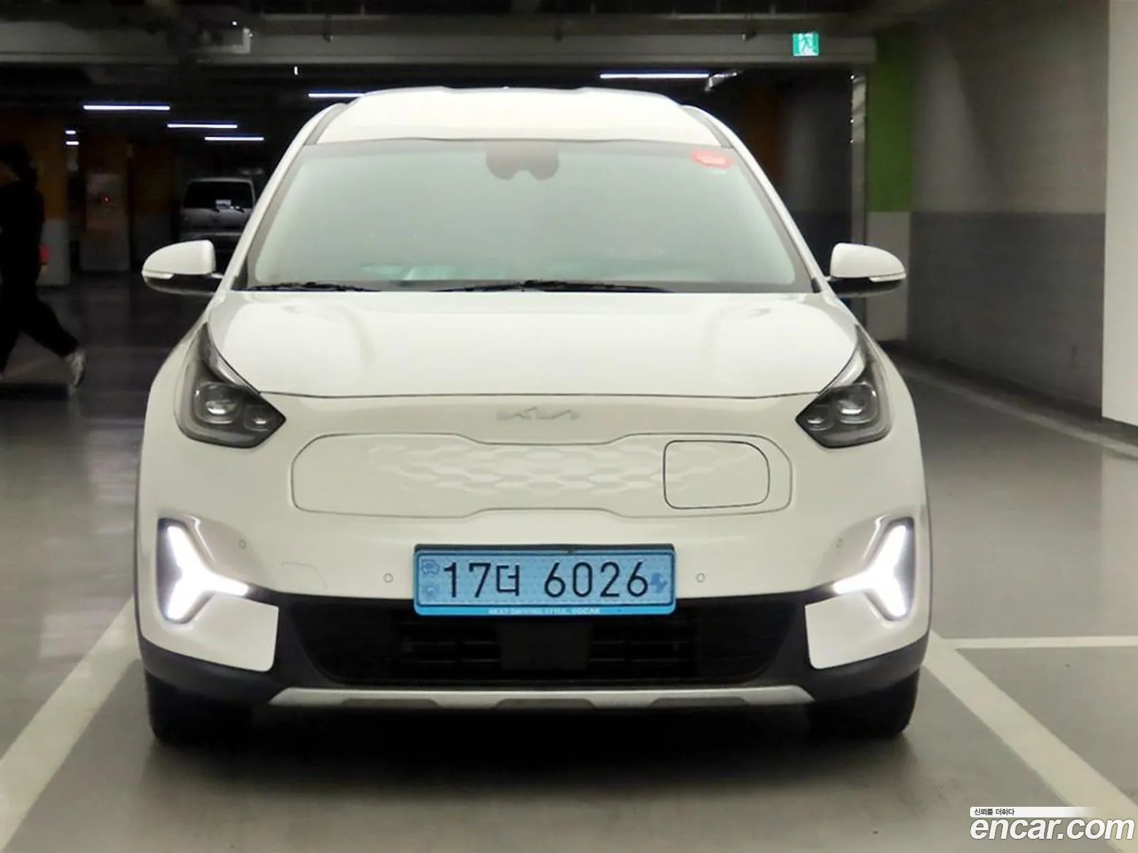 Kia Niro Plus 2022 — 18