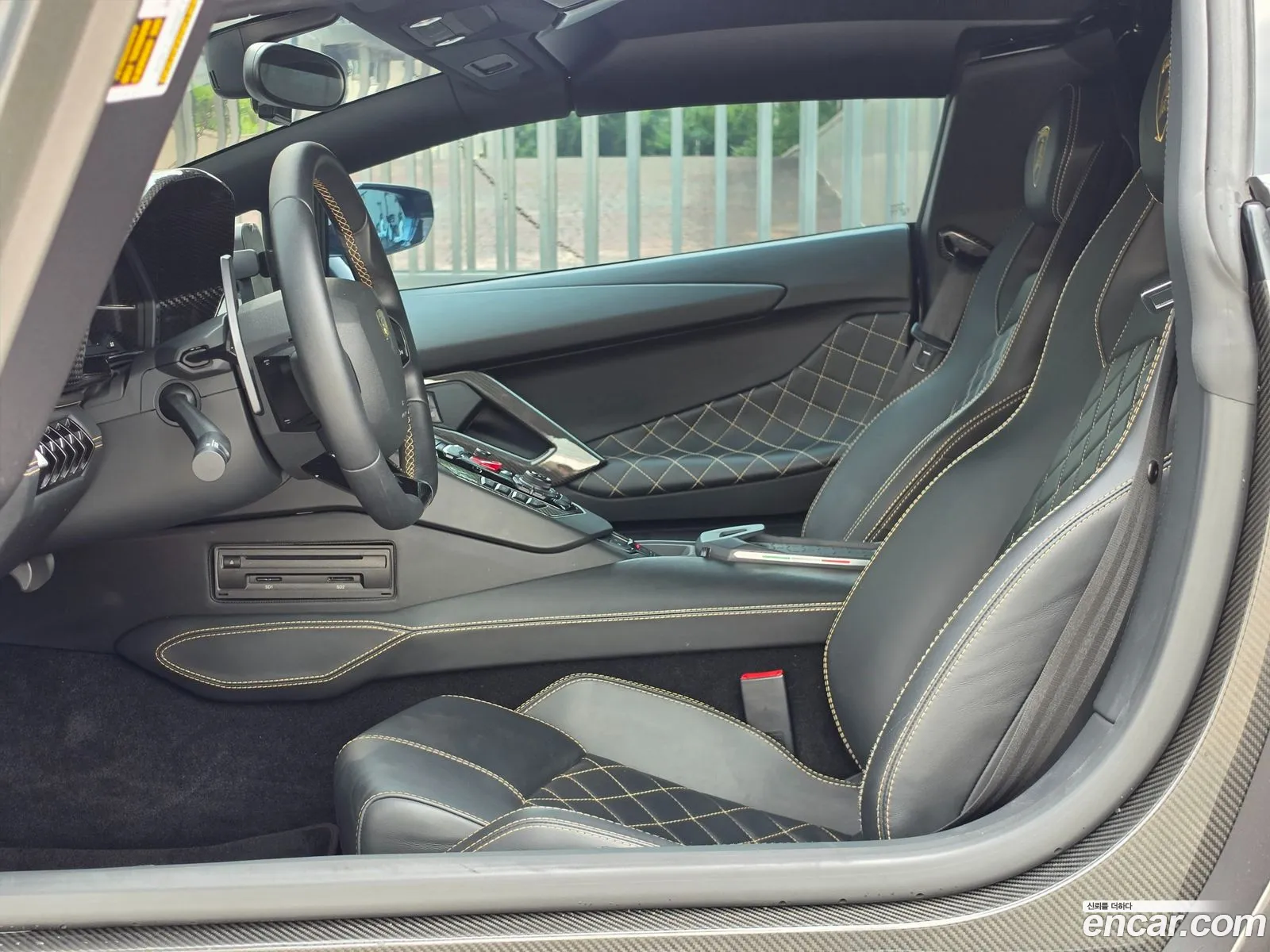 Lamborghini Aventador 2019 — 9