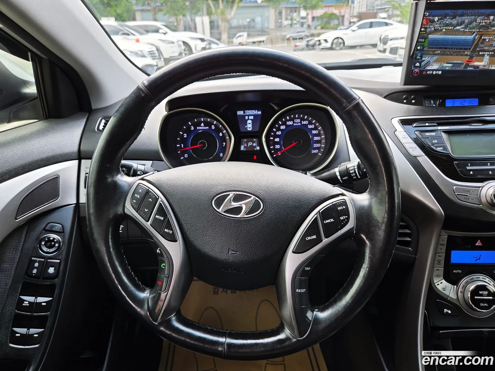 Hyundai Elantra MD 2012 — 5