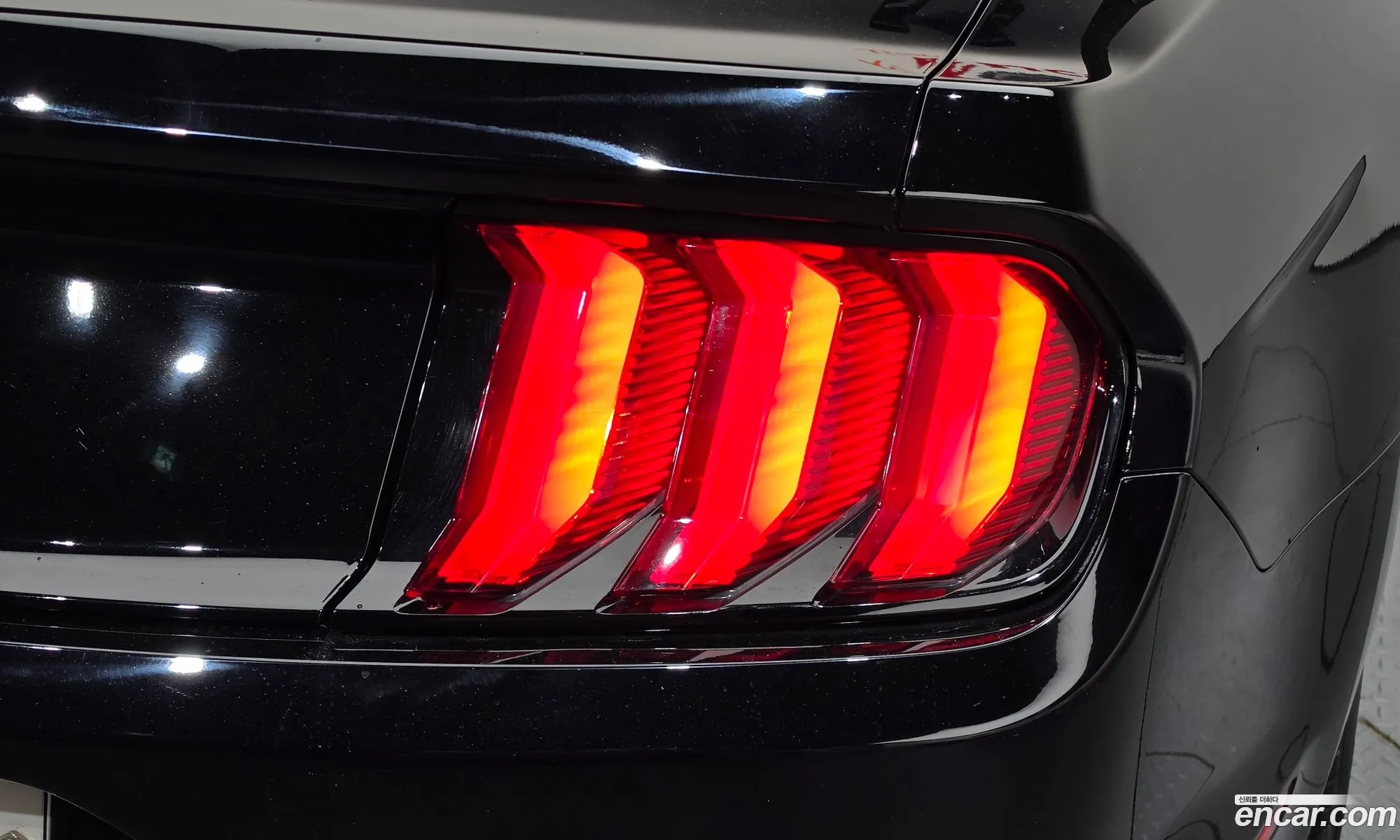 Ford Mustang 2020 — 26