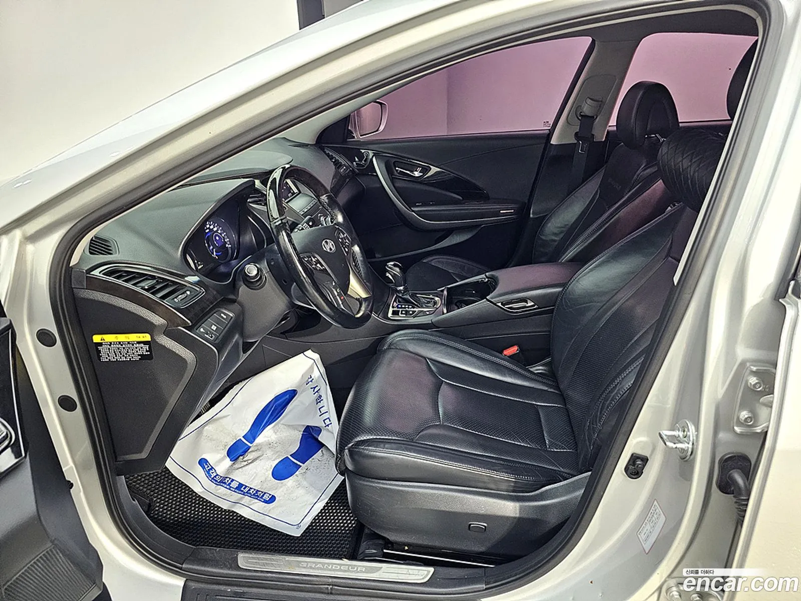 Hyundai Grandeur HG Hybrid 2014 — 12