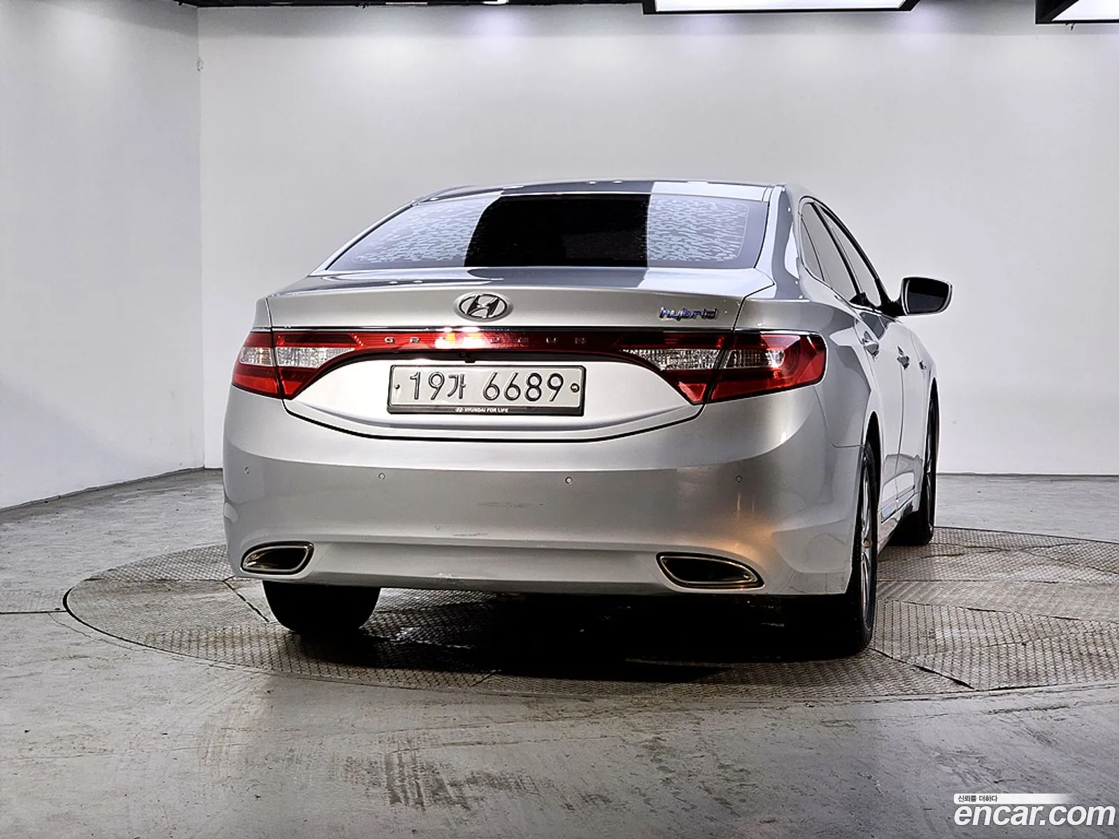 Hyundai Grandeur HG Hybrid 2014 — 16