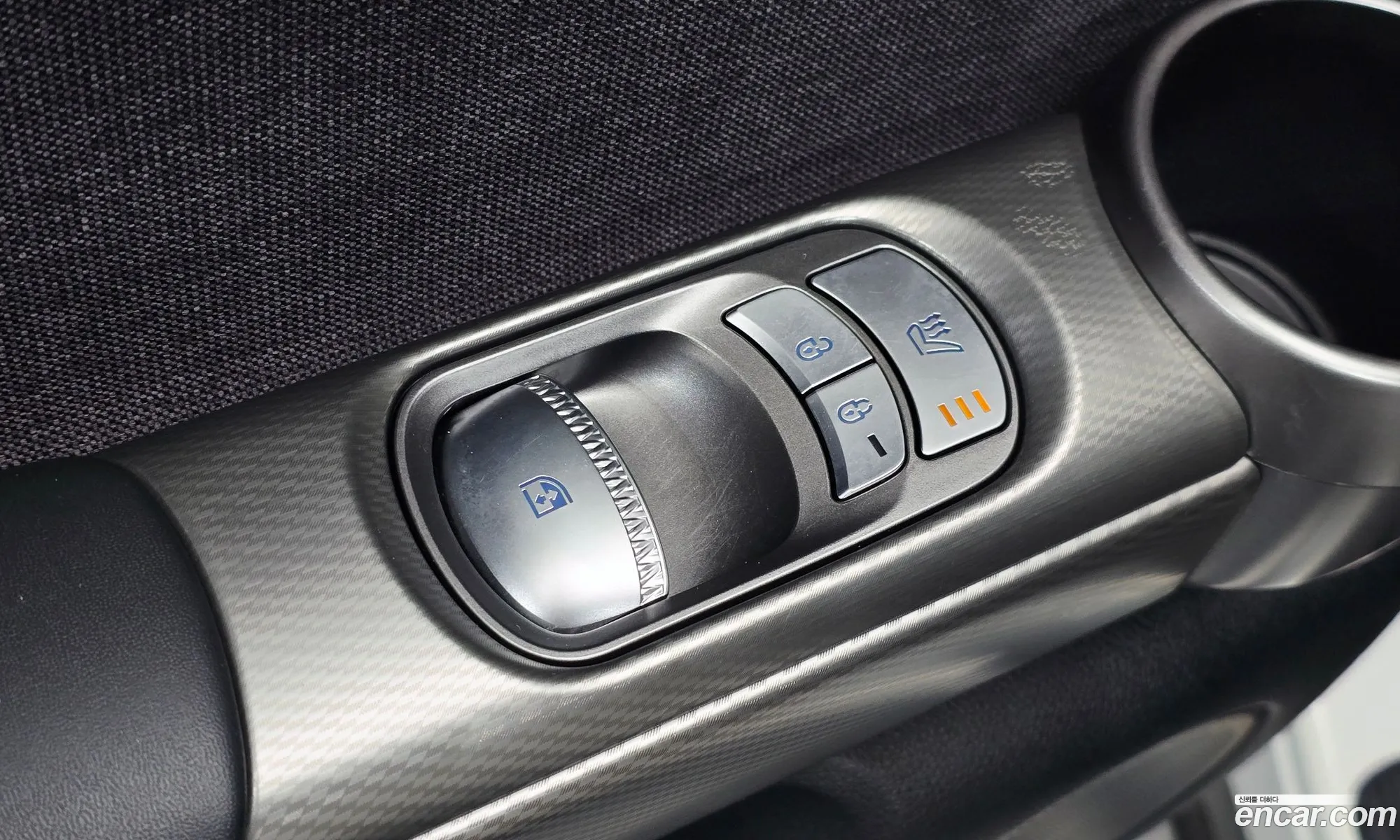 Genesis GV60 2022 — 26