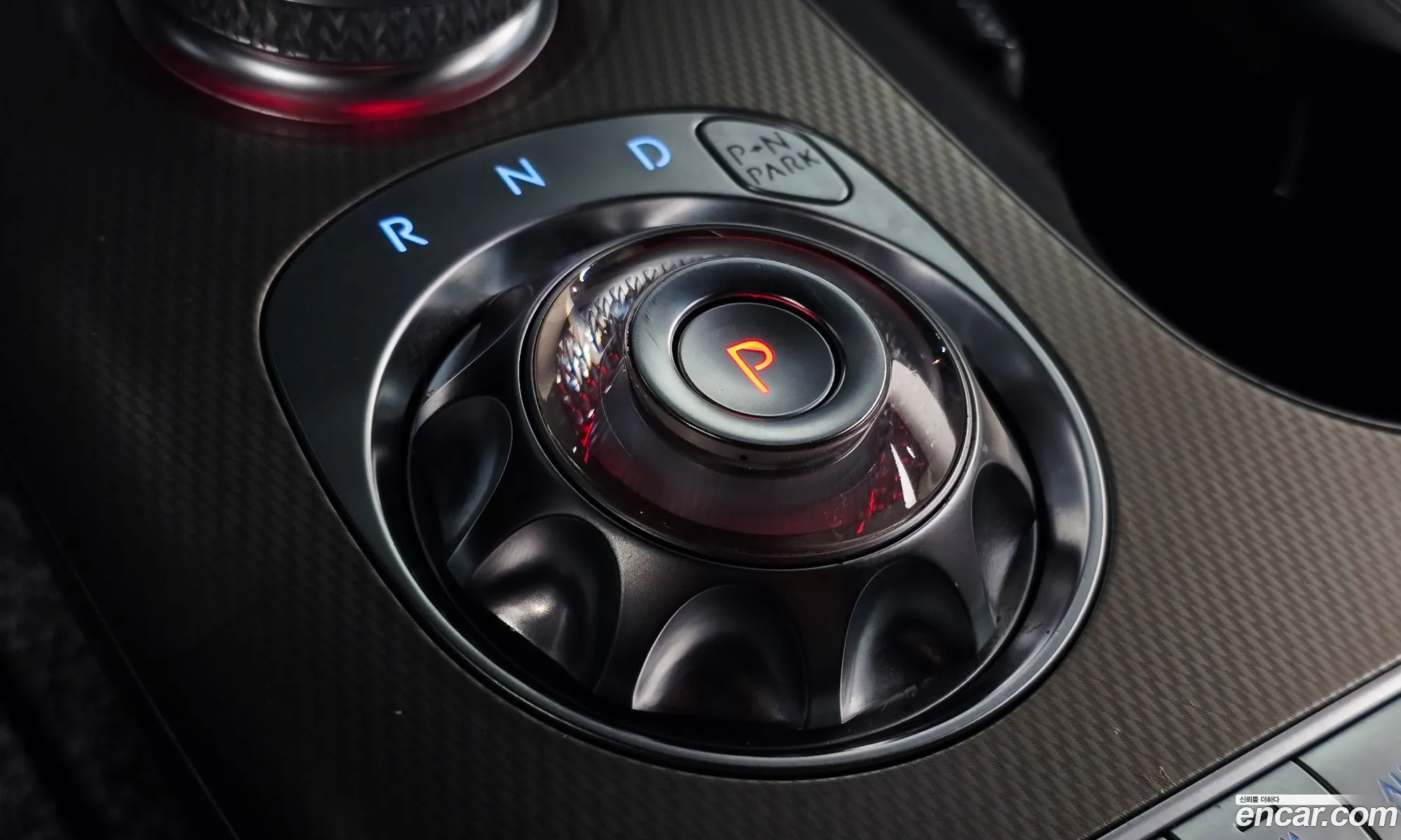 Genesis GV60 2022 — 16