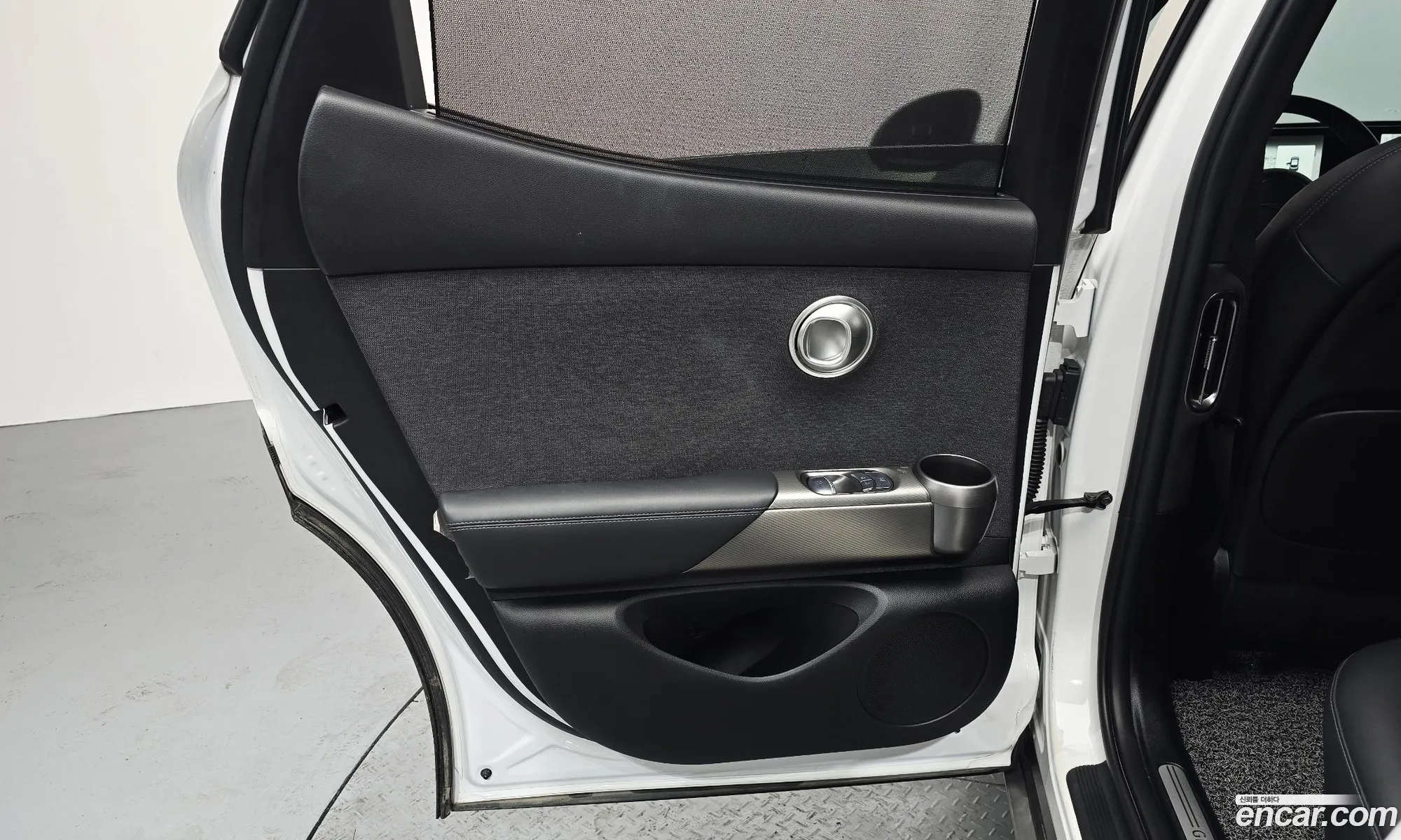 Genesis GV60 2022 — 40