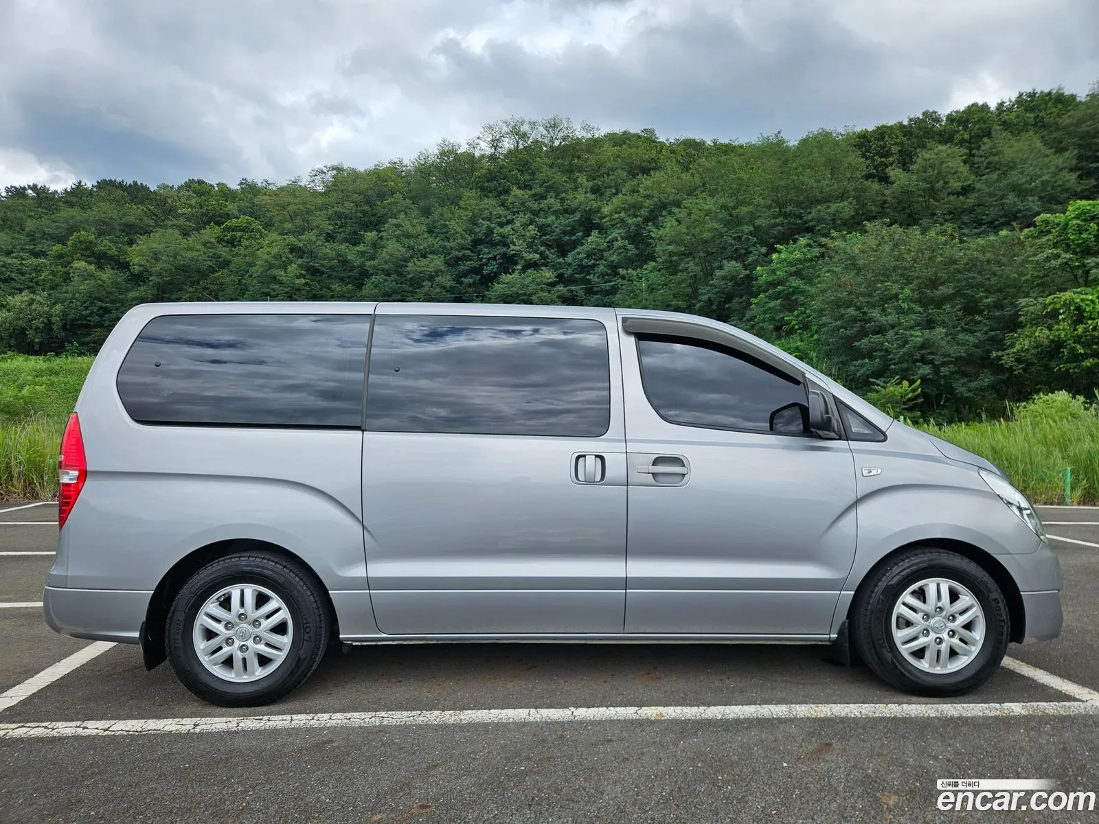 Hyundai Grand Starex 2016 — 16