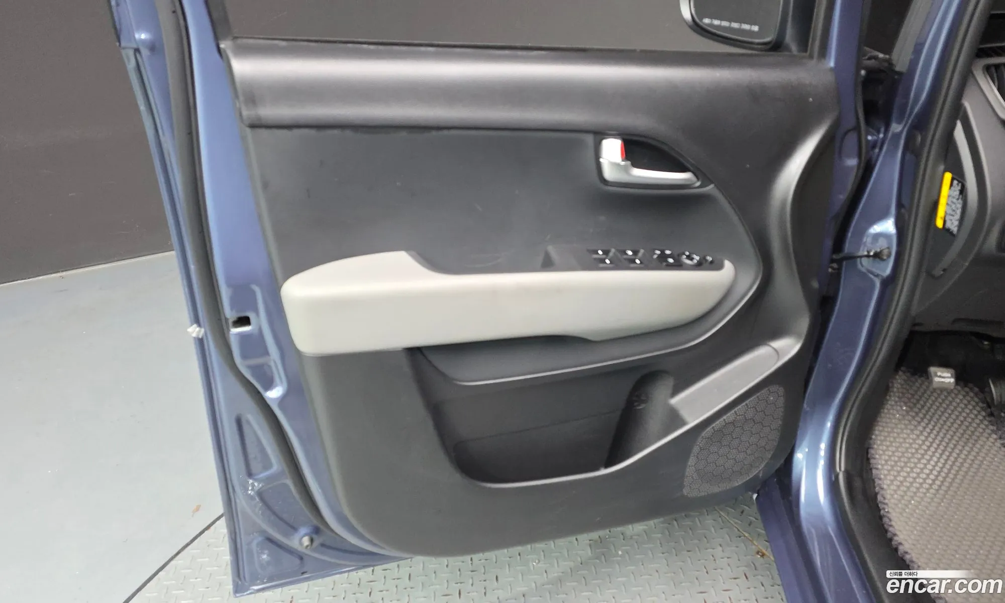 Kia Kia Ray 2024 — 28