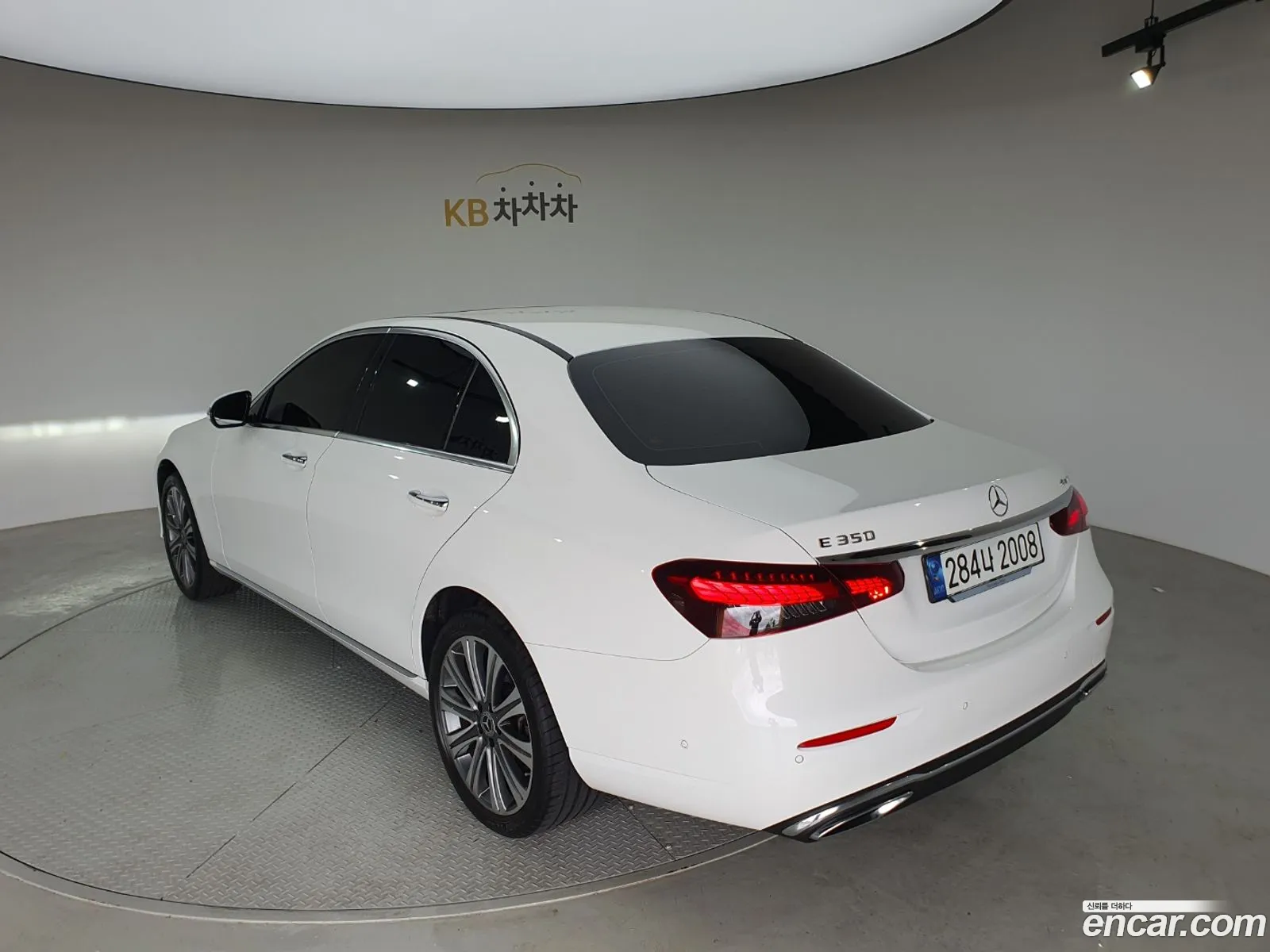 Mercedes-Benz E-Class W213 2023 — 6