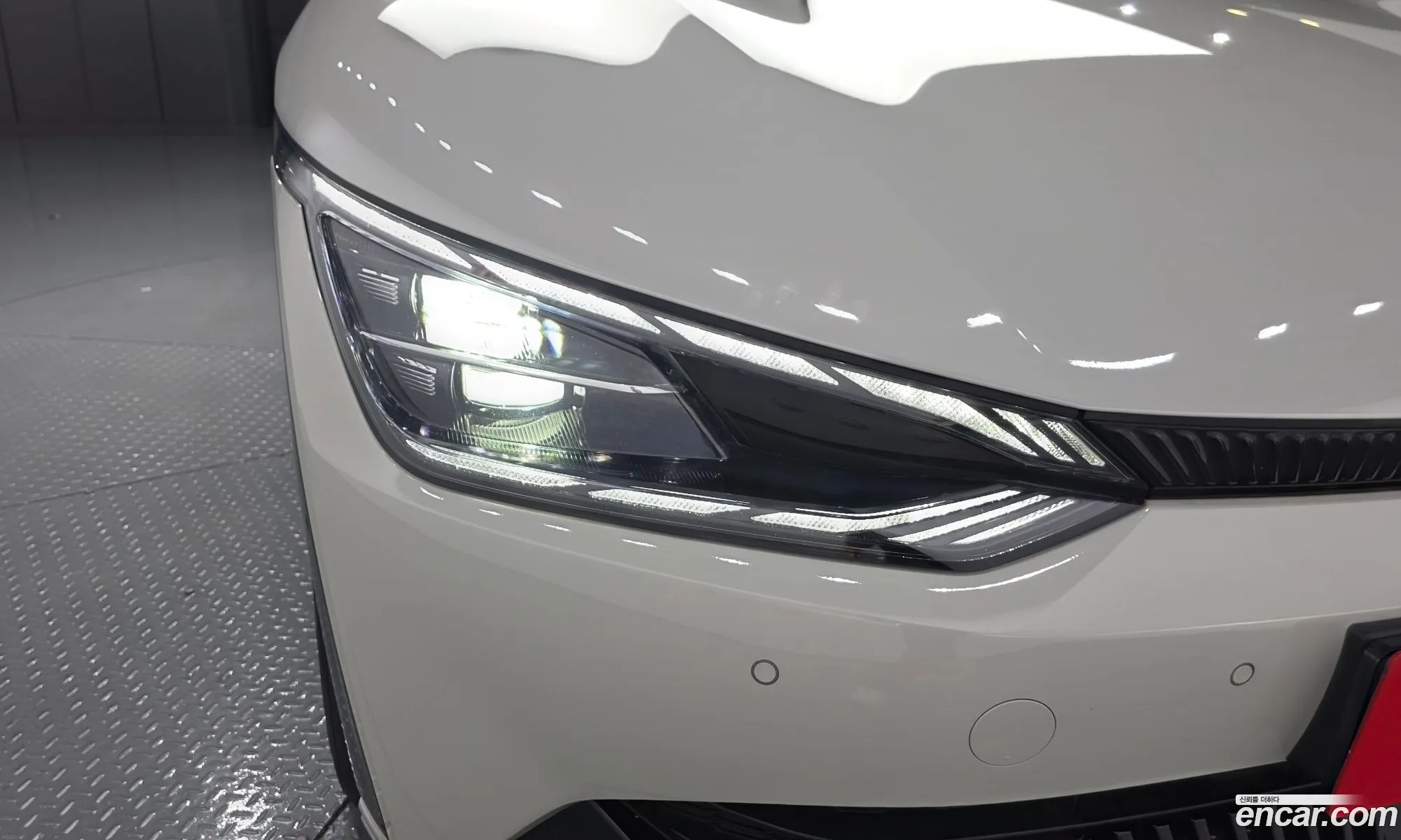 Kia EV6 2023 KNAC381AFPA163912 — 9