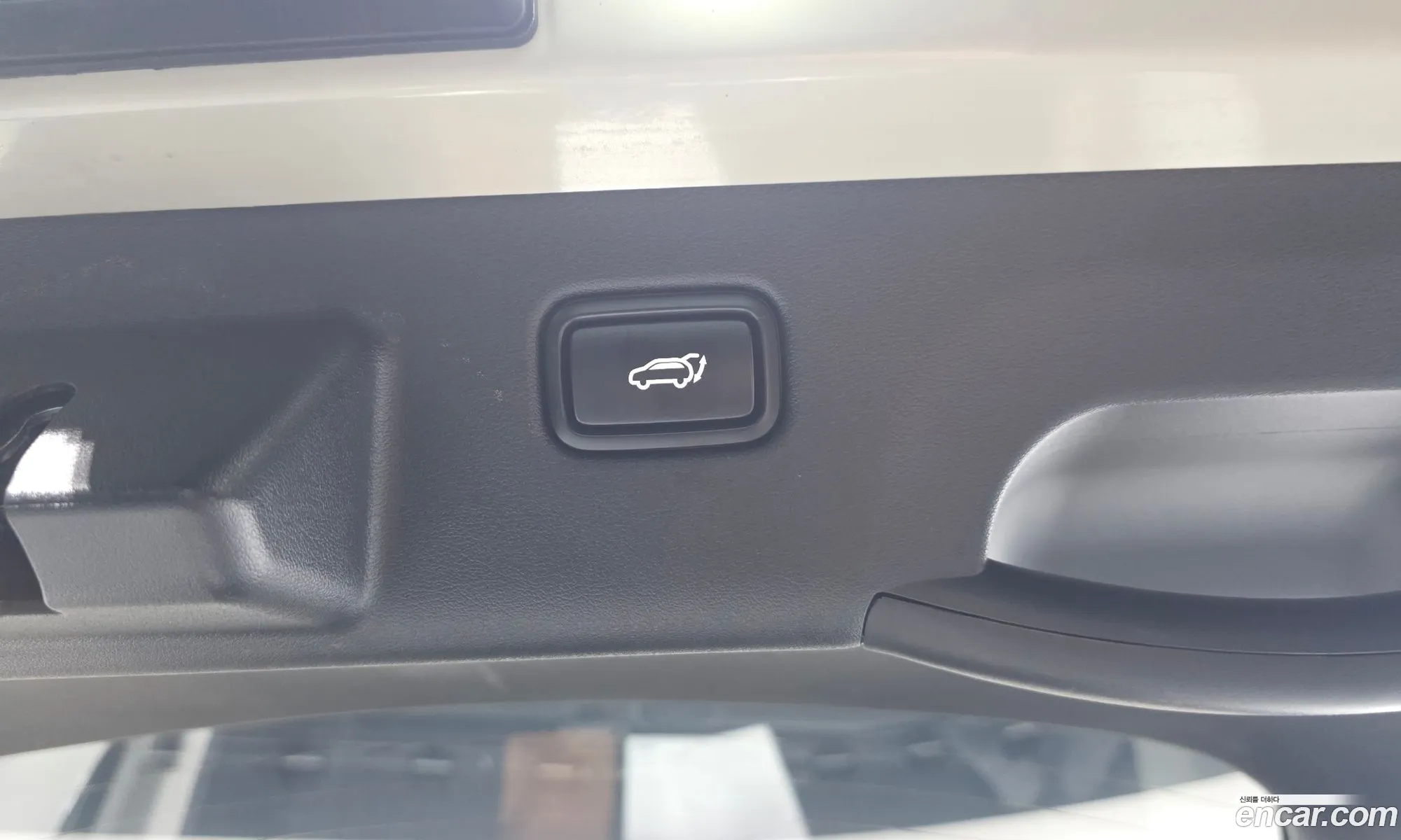 Kia EV6 2023 KNAC381AFPA163912 — 16