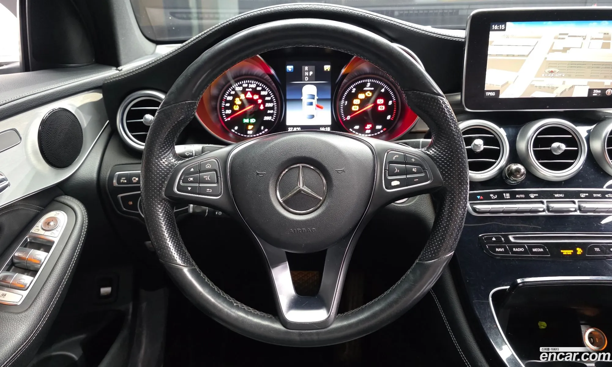 Mercedes-Benz GLC-Class X253 2017 WDC0J0FB0JF354082 — 14