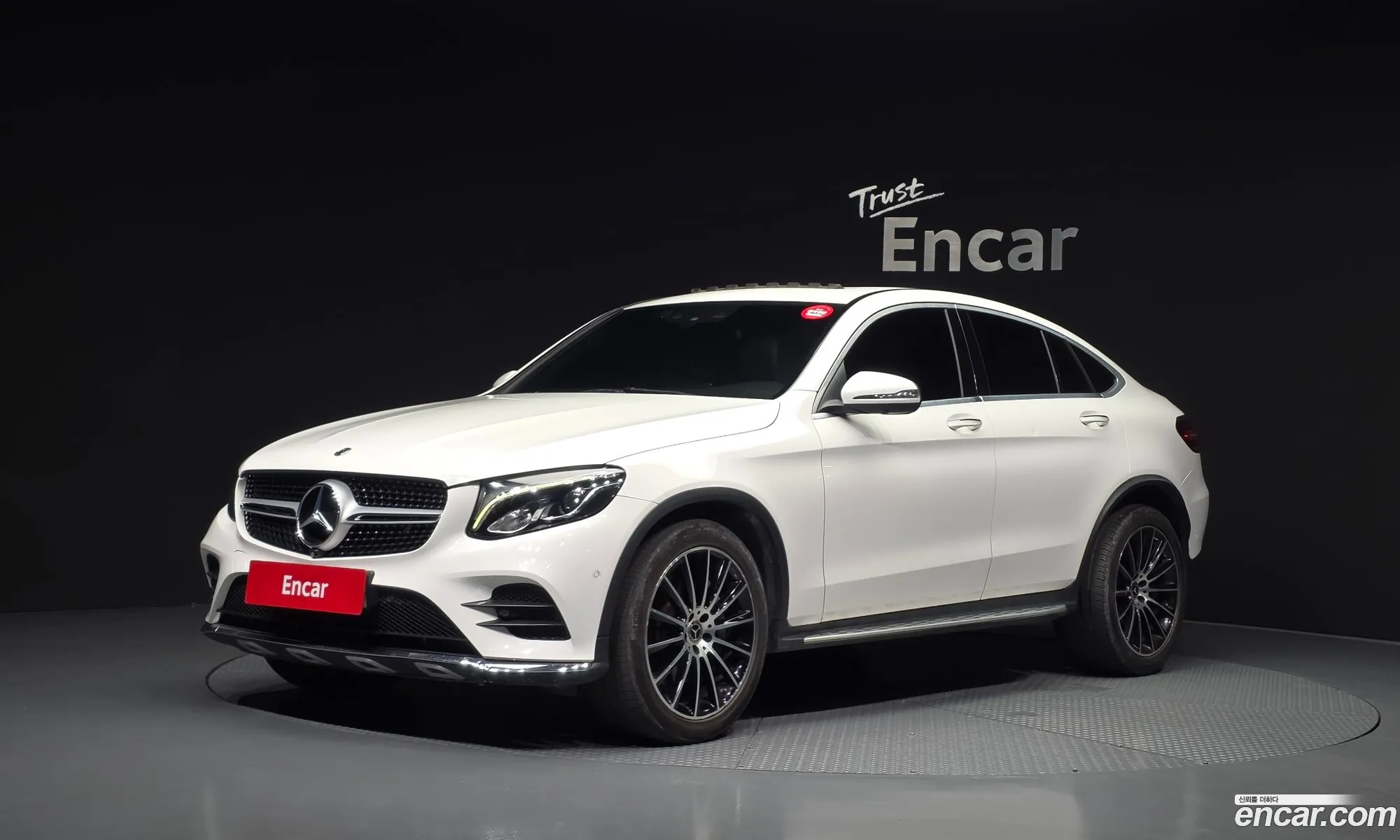 Mercedes-Benz GLC-Class X253 2017 WDC0J0FB0JF354082 — 4