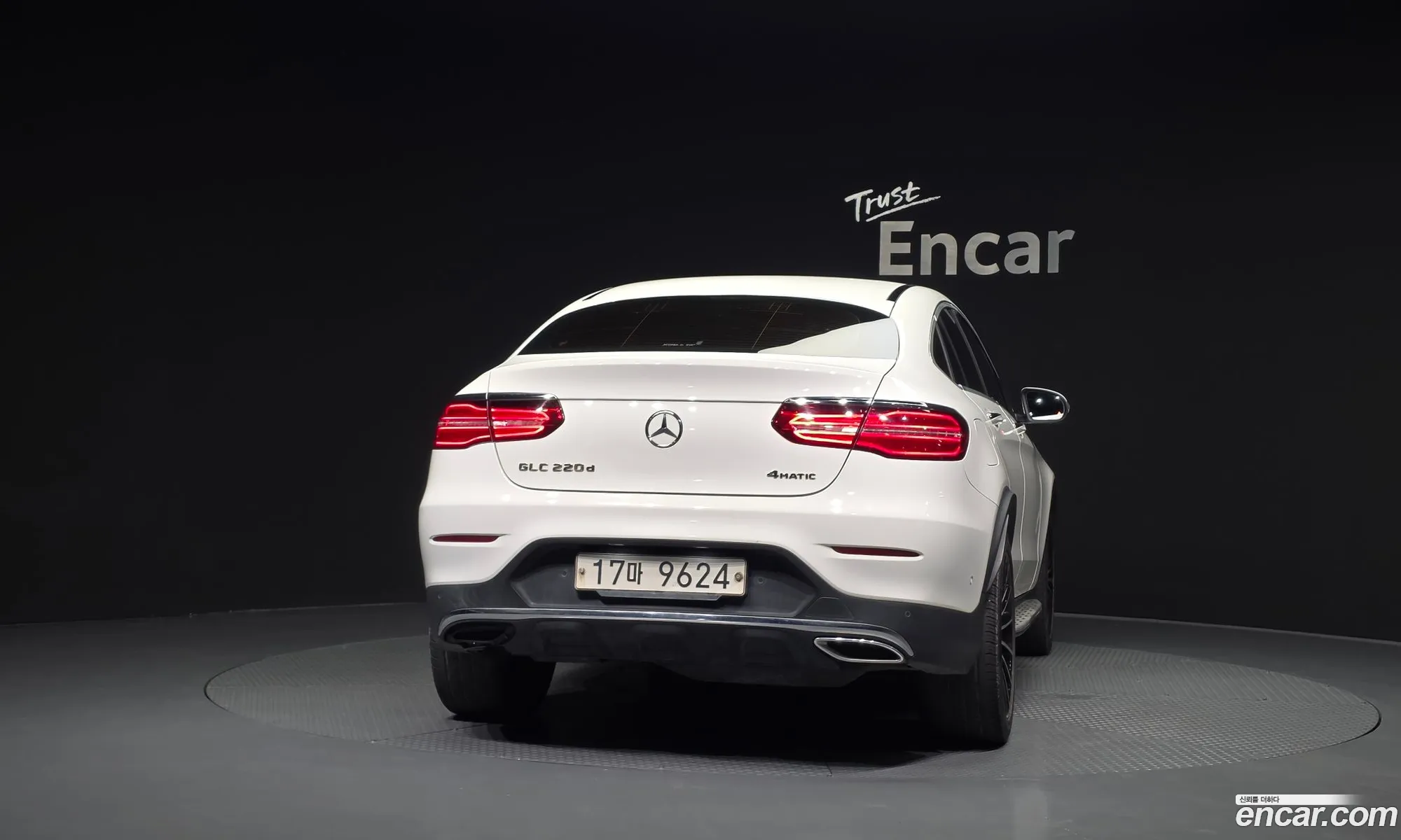 Mercedes-Benz GLC-Class X253 2017 WDC0J0FB0JF354082 — 8