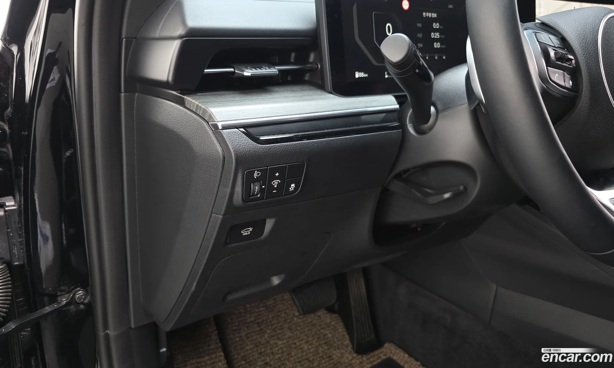 Kia K5 2025 KNAG341ABSA363194 — 2